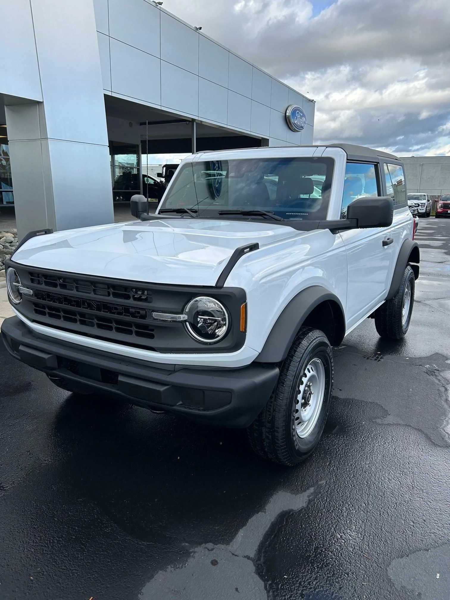 Ford Bronco Flying to get a new Bronco 1