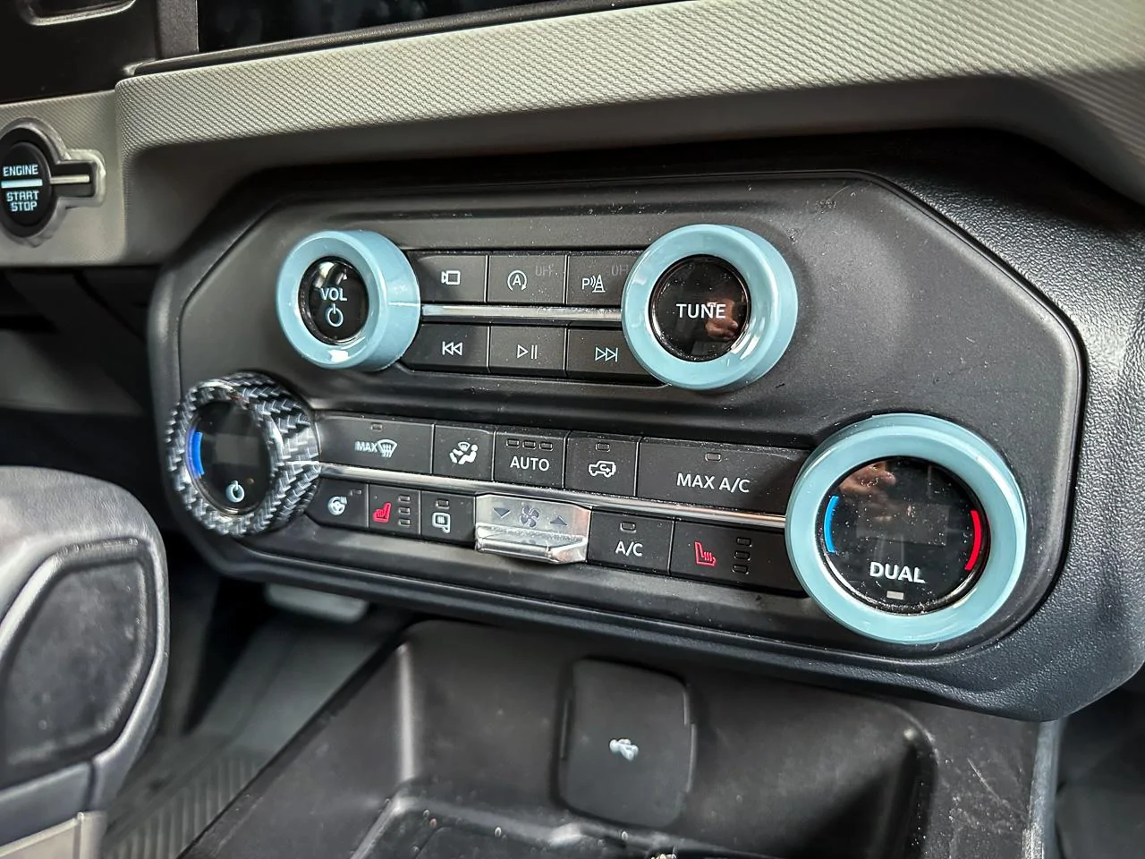 Ford Bronco [FEELER] Color Matched Interior Knob Set IMG_0471