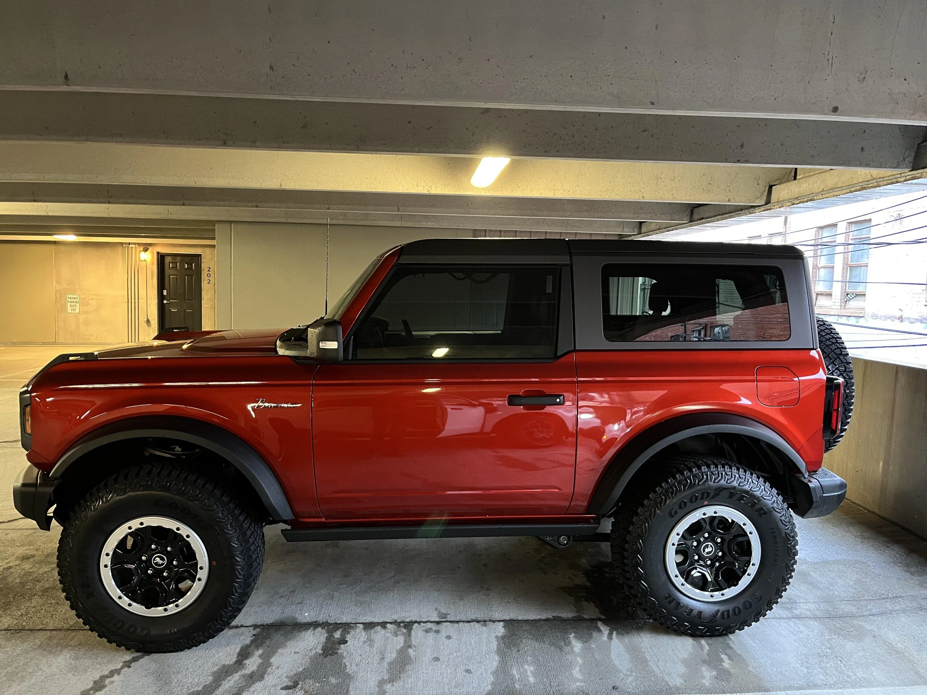 Ford Bronco Bronco Team 2 door. DAB9C3BA-EFD0-40F6-88AC-3F757FC38313