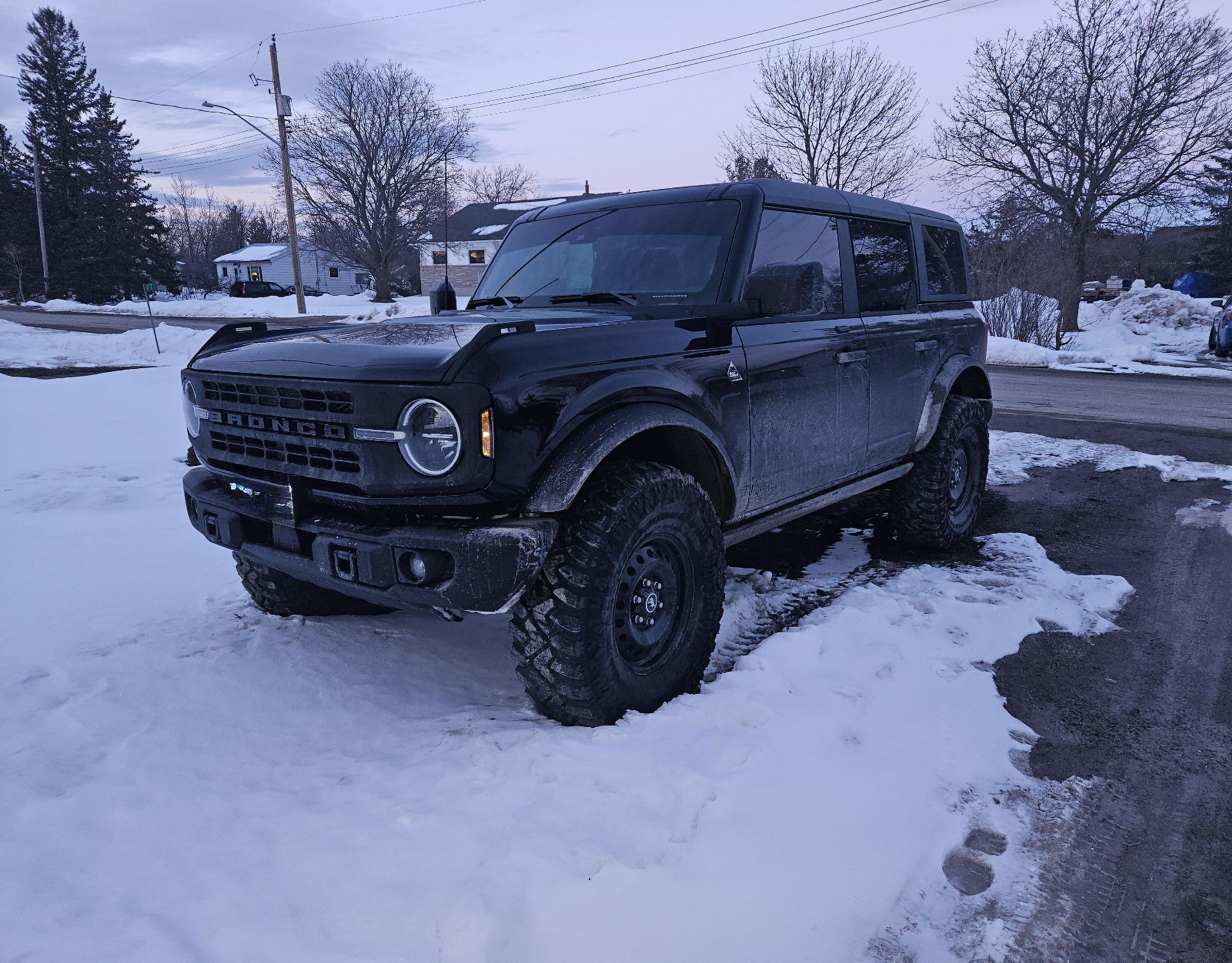 Ford Bronco SHADOW BLACK Bronco Club 20230314_192733