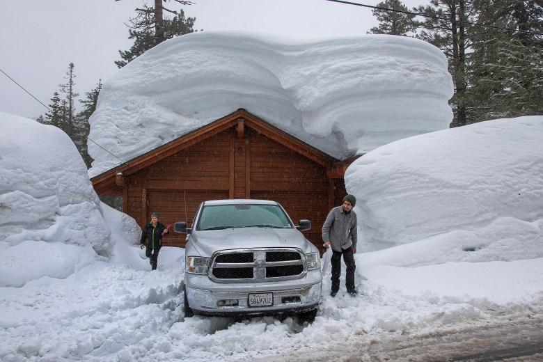 Ford Bronco Blizzard wheeling in North Dakota SJM-L-SIERRA-0312-18