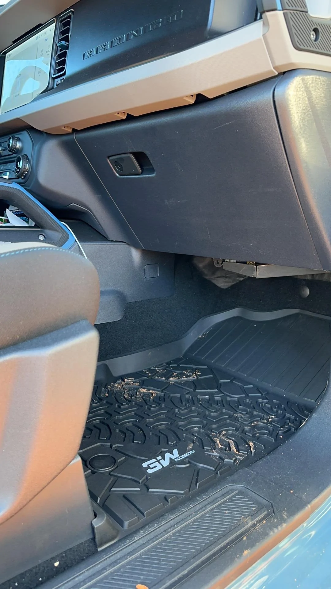 Ford Bronco 3W floor mats : You should reconsider your BRONCO floor mat and select one perfectly match🧐 4b7e92dd-8588-4e84-9deb-8b81d8ad81df-jpg