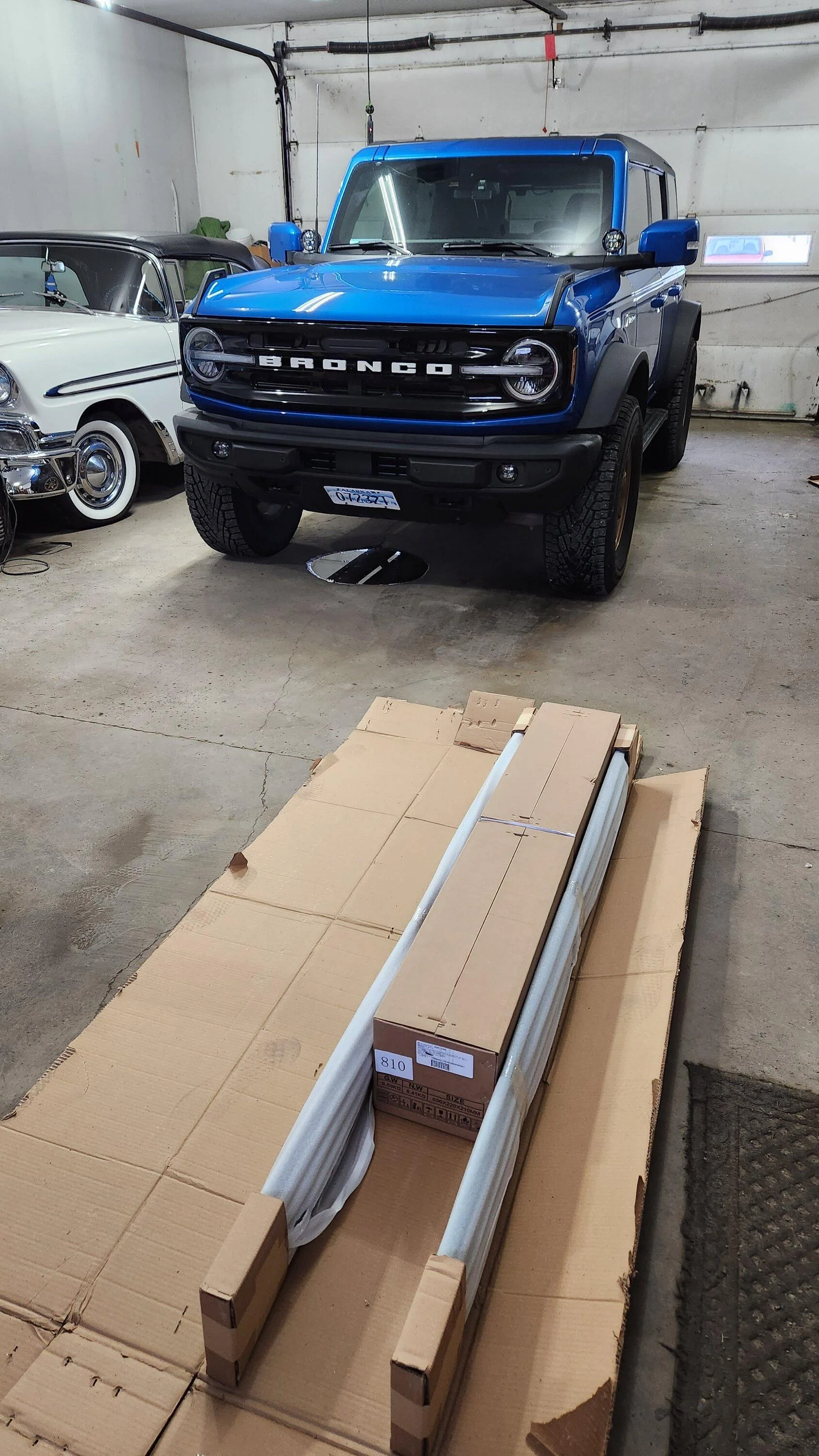 Ford Bronco GoRhino E1 Electric Steps installed 20230315_175756