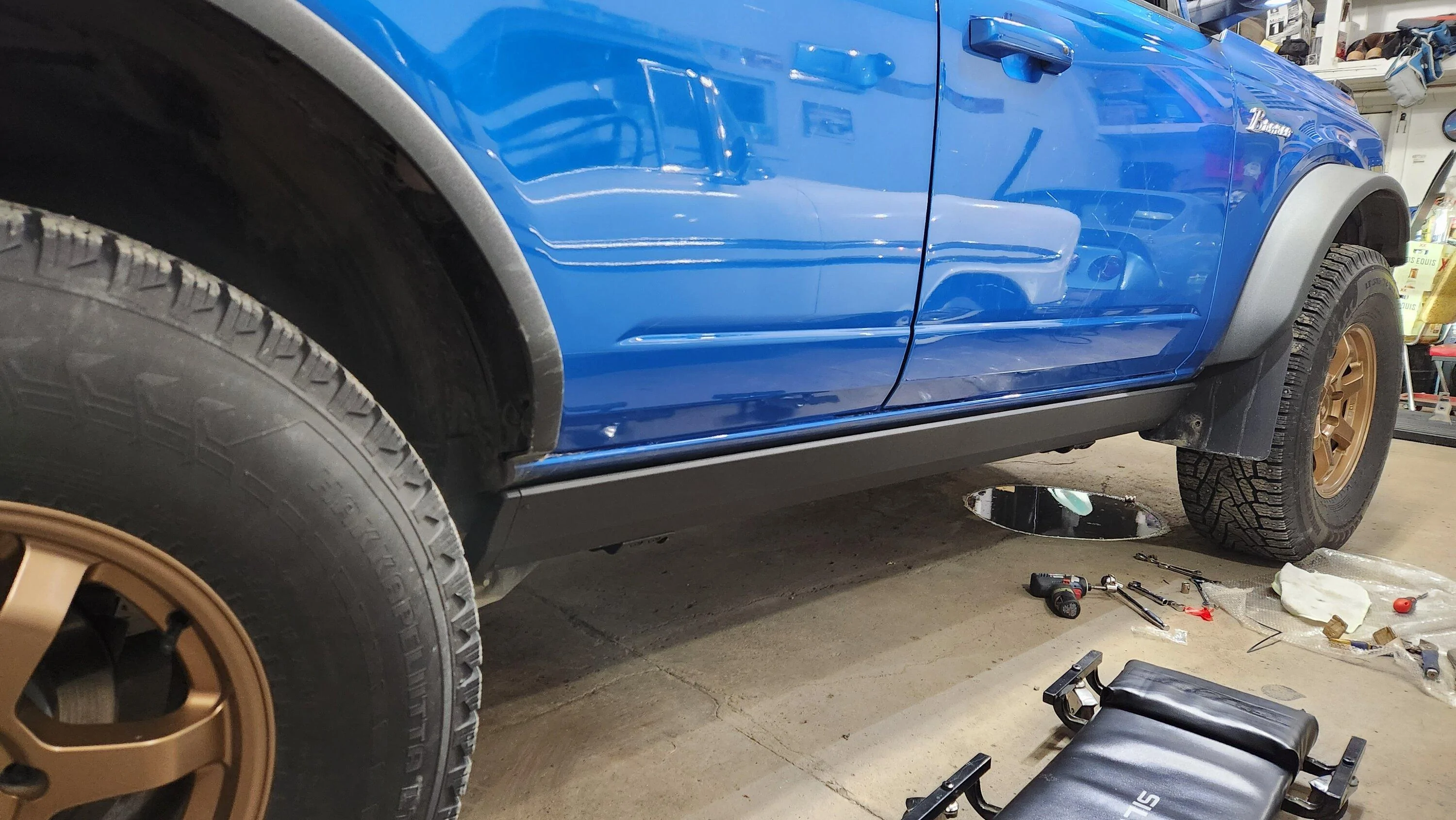 Ford Bronco GoRhino E1 Electric Steps installed 20230315_215709