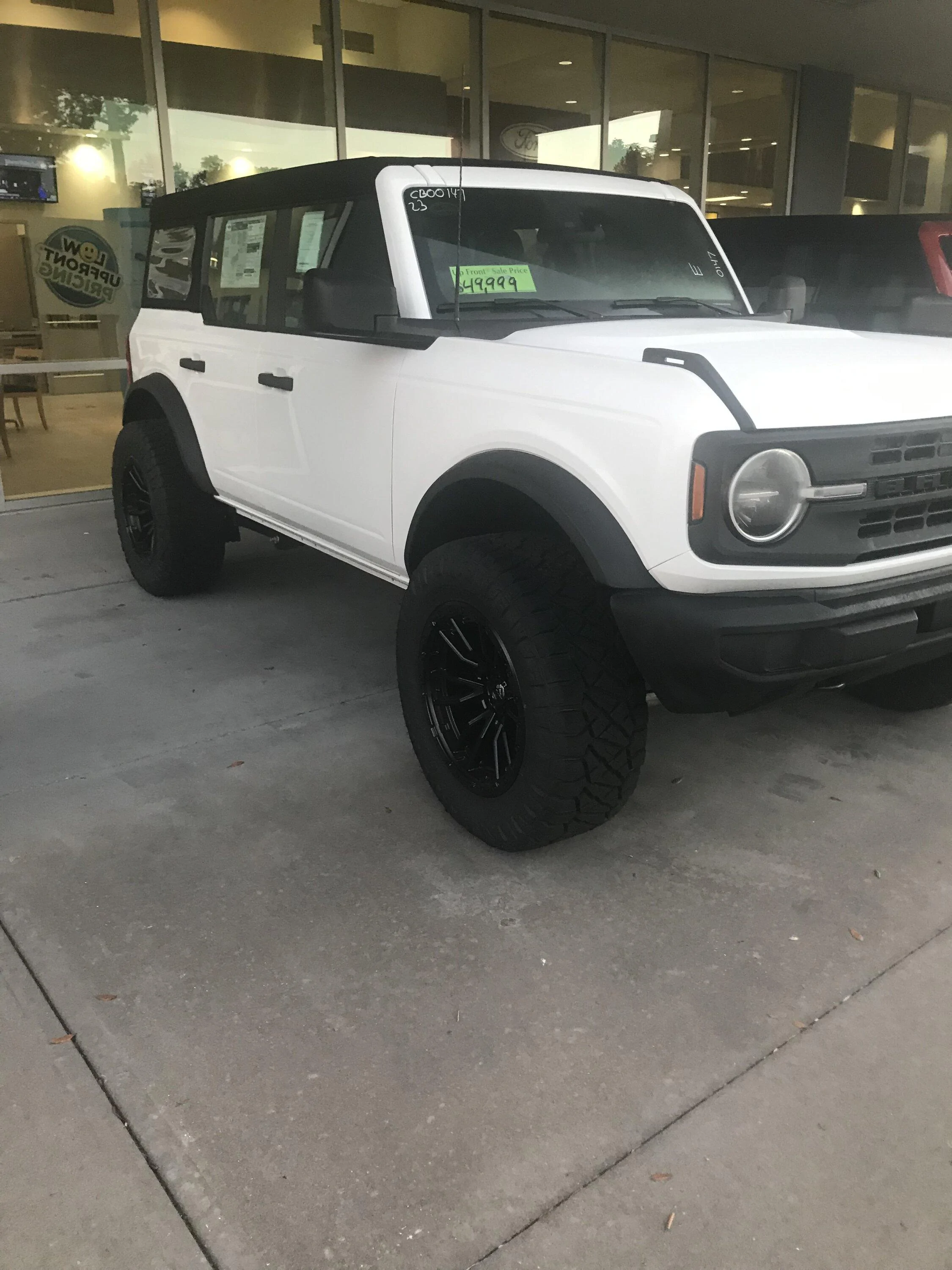 Ford Bronco Wow 50k base DA0D3368-29D3-4E24-8F47-F3F2DE040BBE