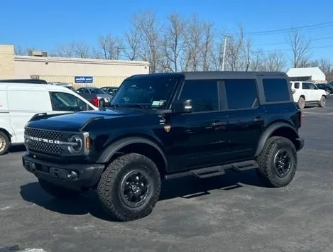 Ford Bronco You can't beat the HARD top! Untitled