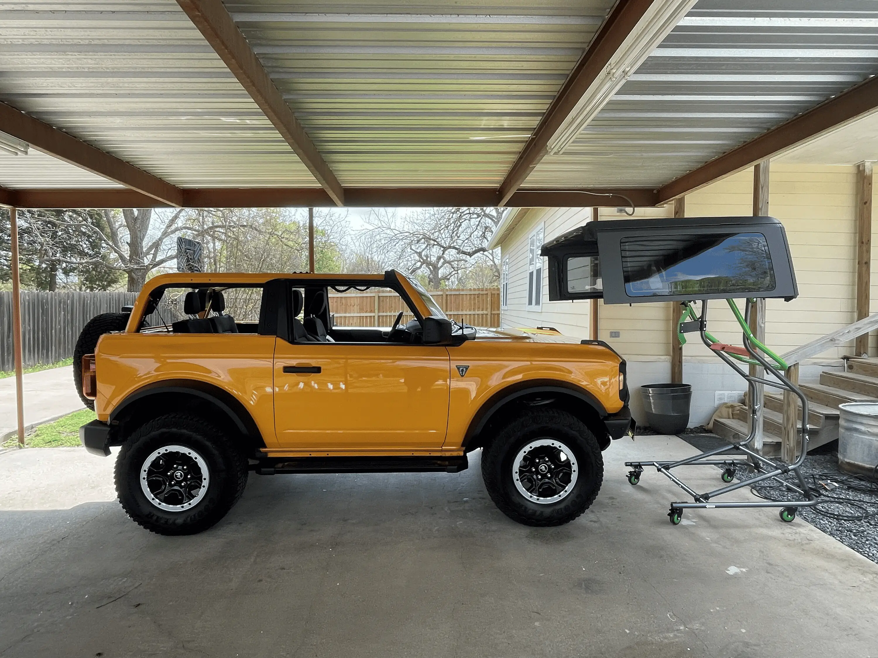 Ford Bronco Bronco Team 2 door. 1679059668420