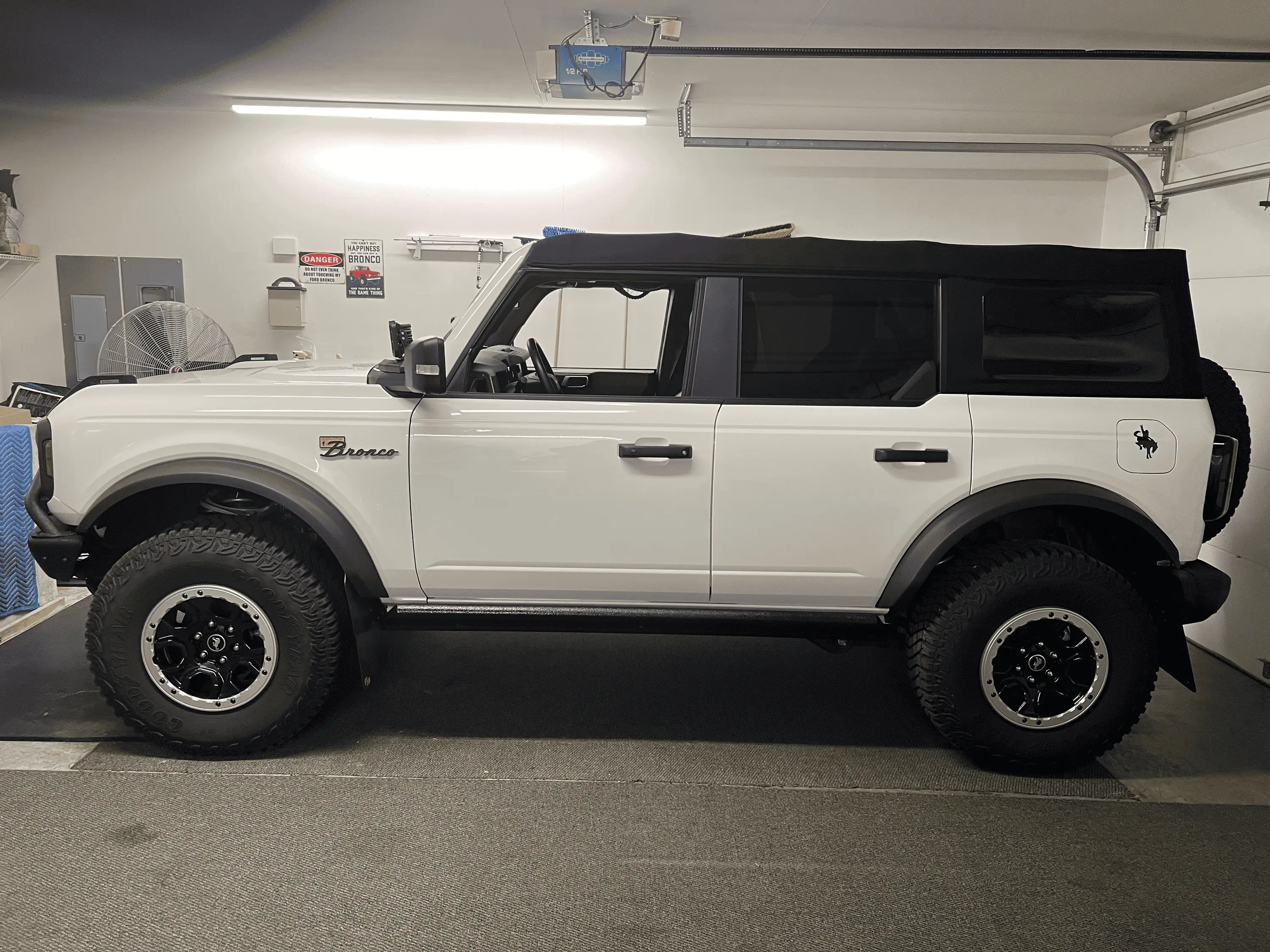 Ford Bronco DNA Emblem tempImageL0lj5