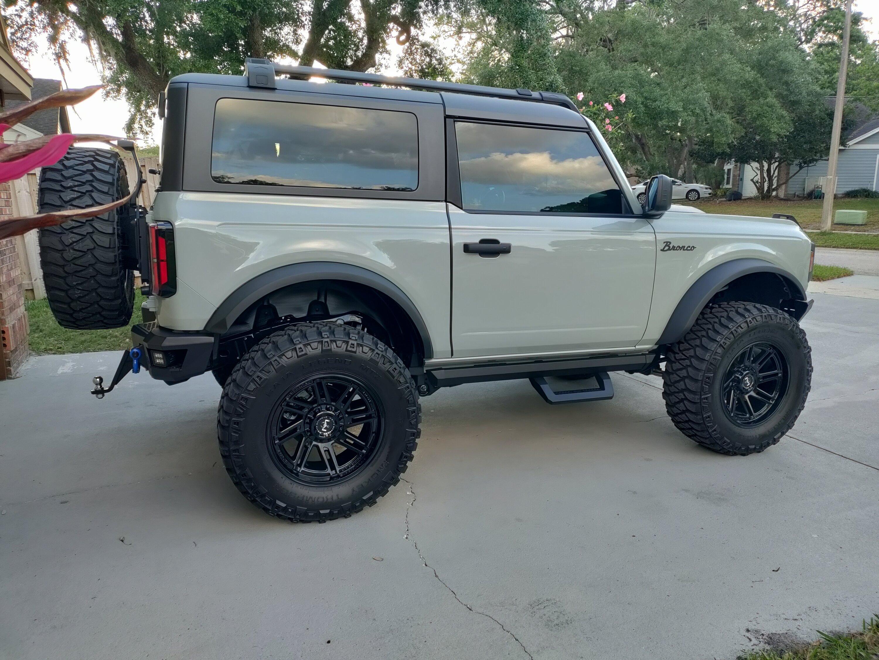 Ford Bronco Bronco Team 2 door. IMG_20230317_185604