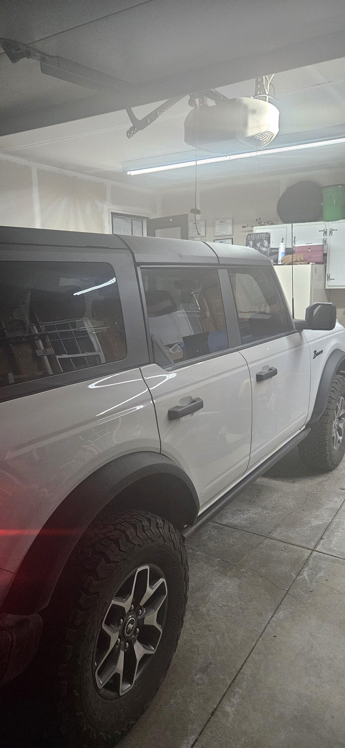 Ford Bronco 4 door mic top 20230317_200202