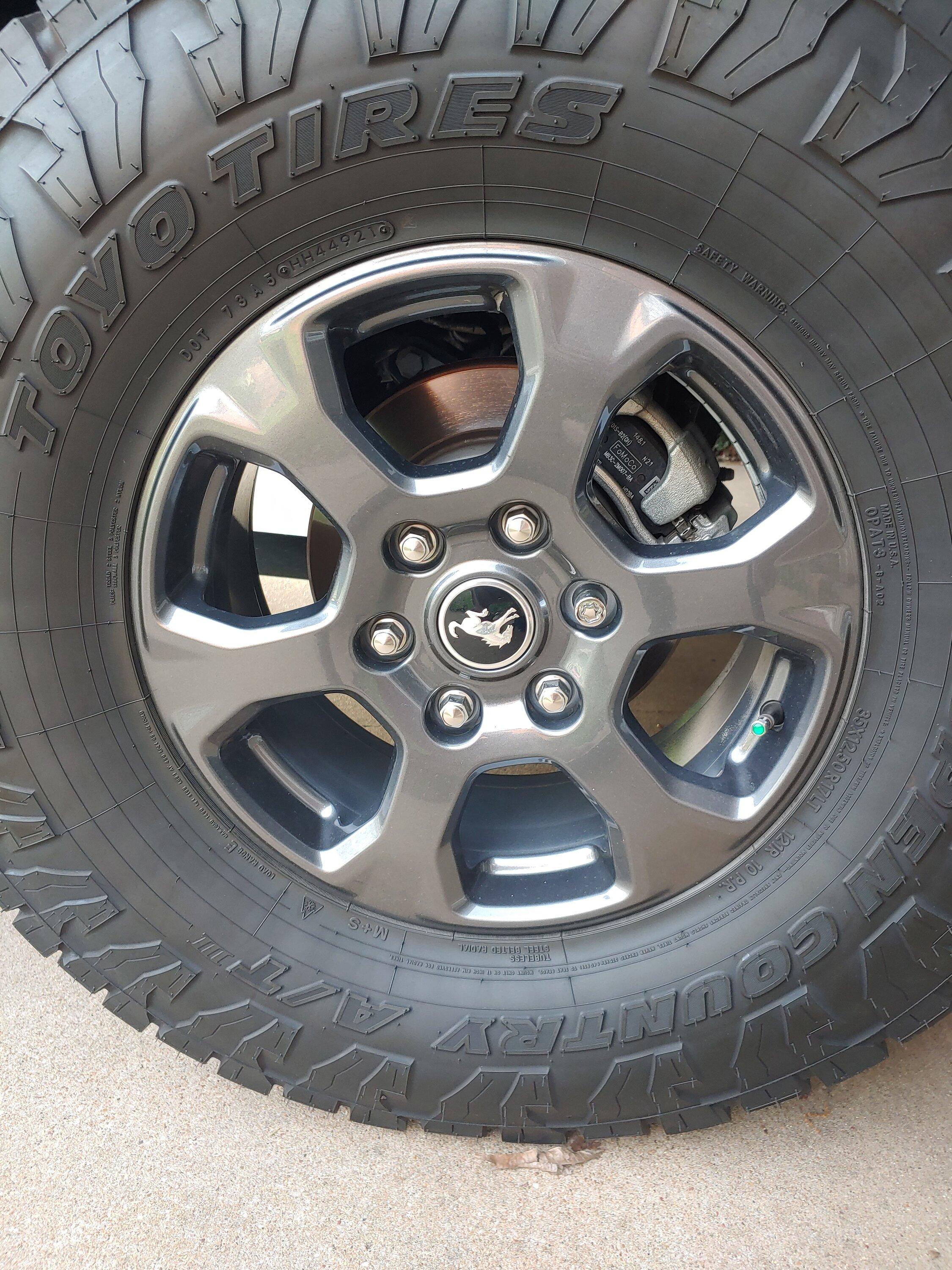 Ford Bronco Hyperdip on Big Bend wheels 20230317_181025