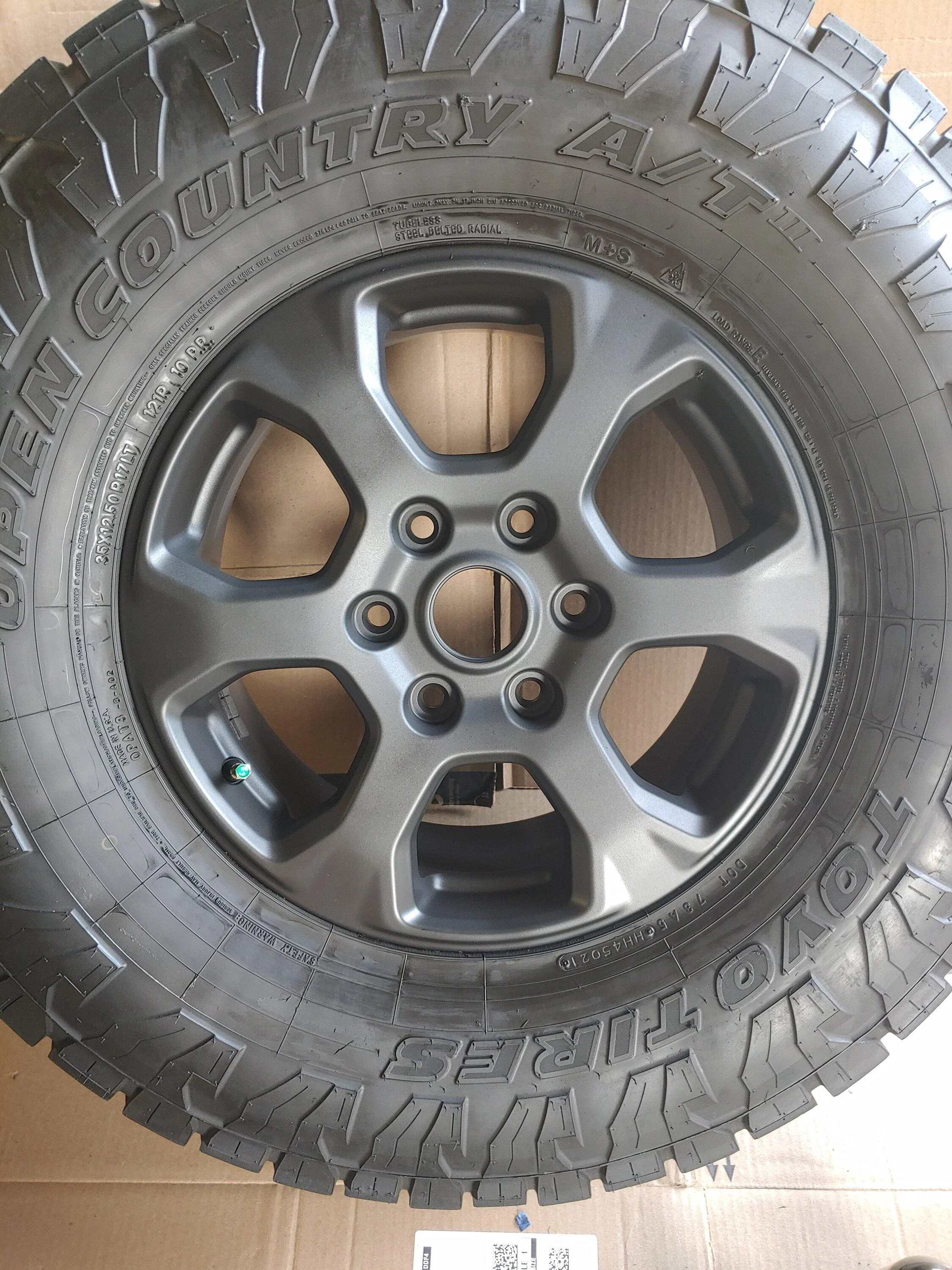 Ford Bronco Hyperdip on Big Bend wheels 20230317_181017