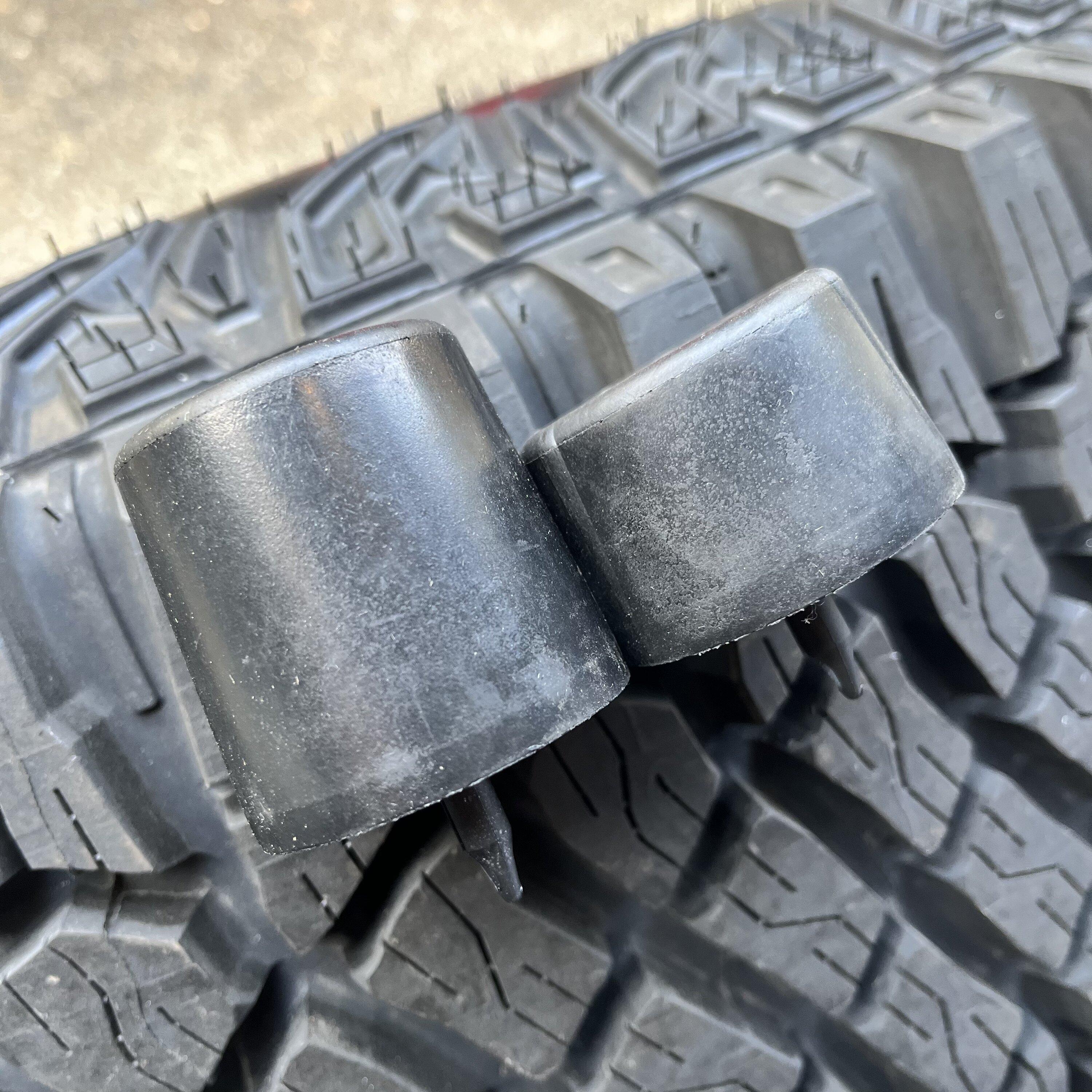 Ford Bronco Spare tire rubber bumpers 557C071B-A46B-4D52-9E52-18A7FF85719B