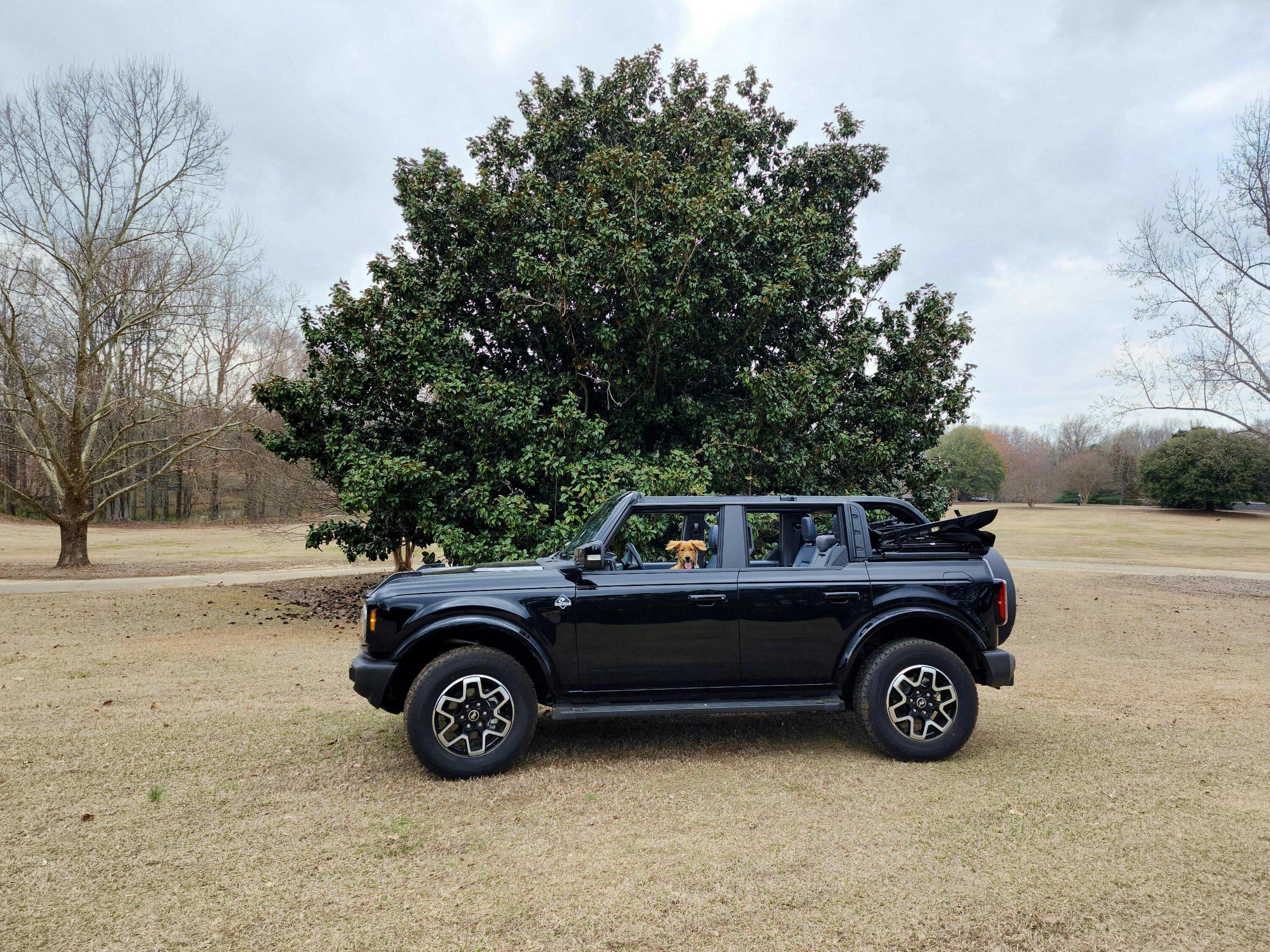 Ford Bronco SHADOW BLACK Bronco Club 20230223_134143