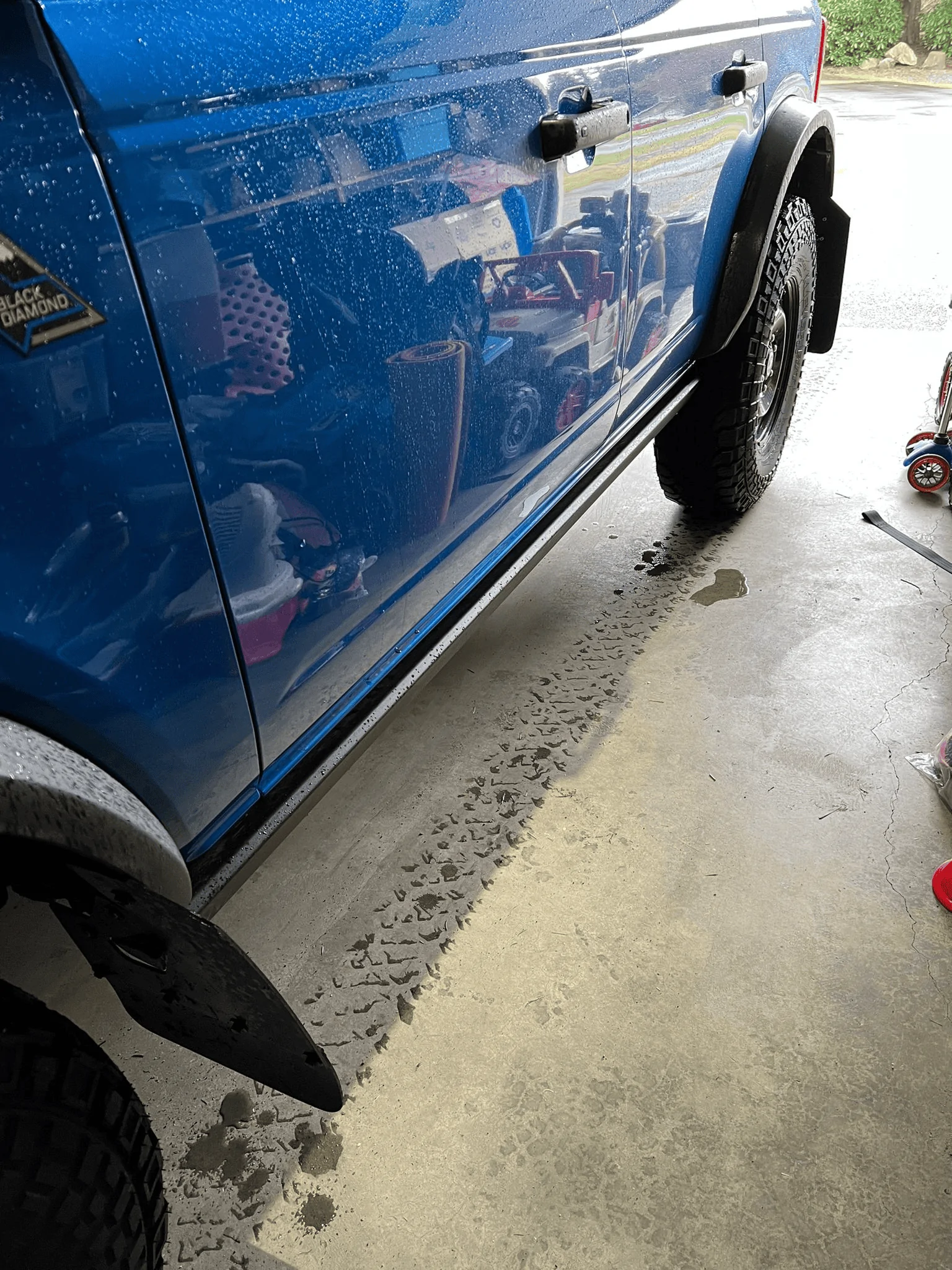 Ford Bronco ZROADZ TRAILX R1 Series Rock Slider Side Step installed on Black Diamond 1679117689353