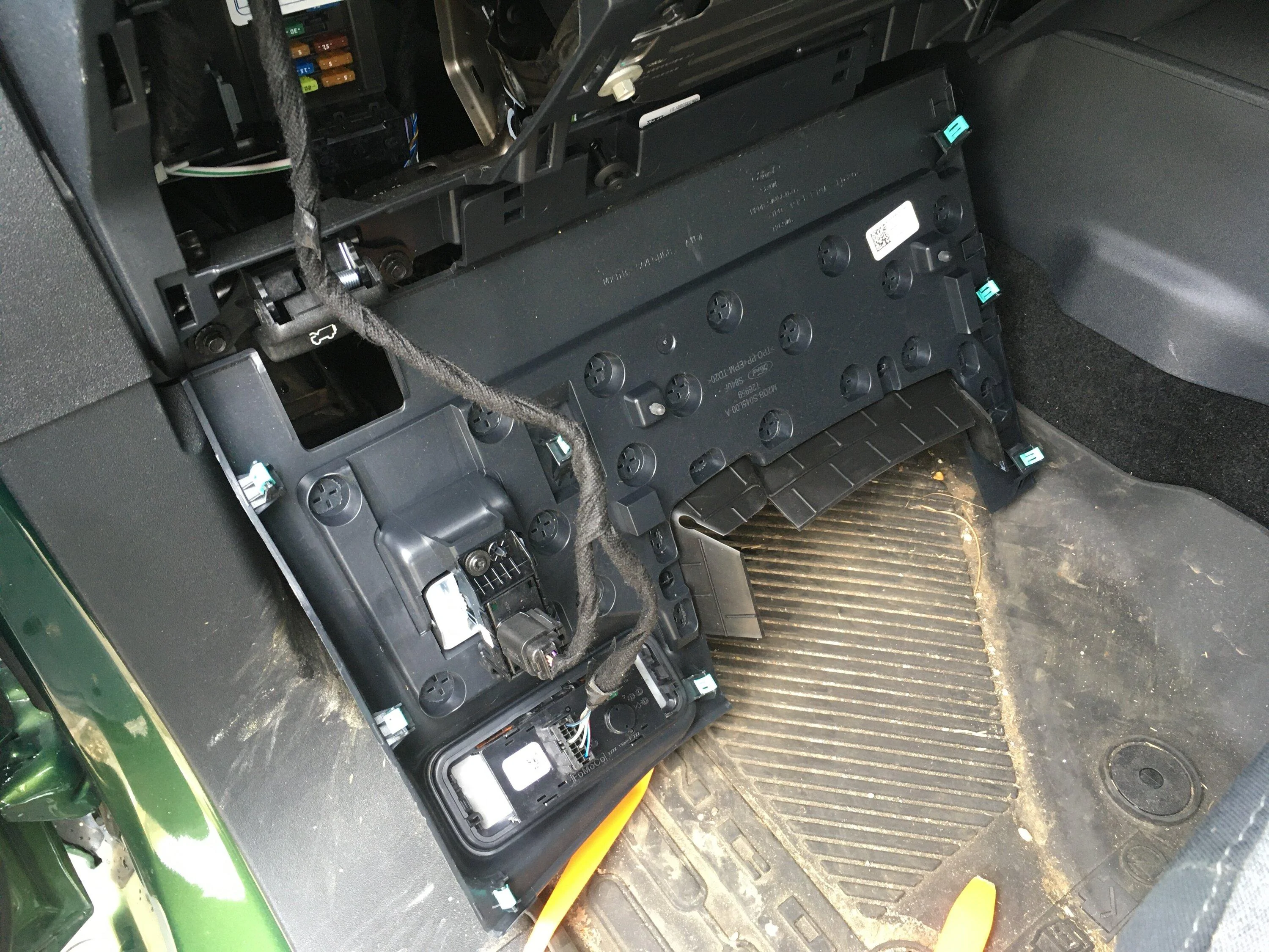 Ford Bronco FIXED: Headlights turning on when switched off 7AC90DE4-525D-4F7E-845D-28C84886AC4E