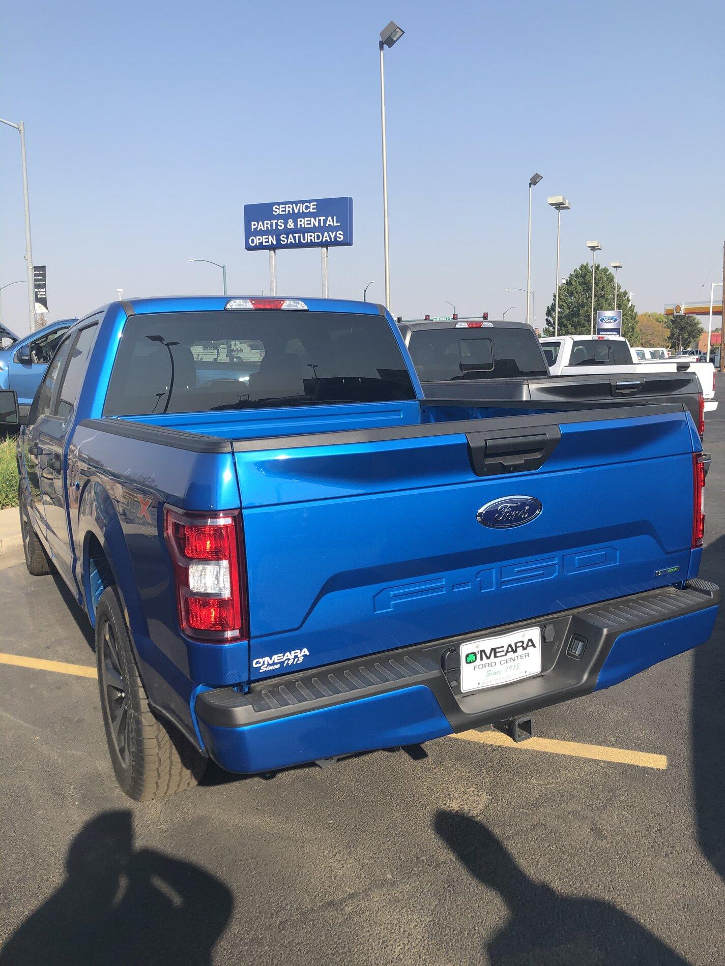 Ford Bronco Velocity Blue Metallic thread E2C3325D-E2AB-4C87-B49F-FFC1BEF07E25