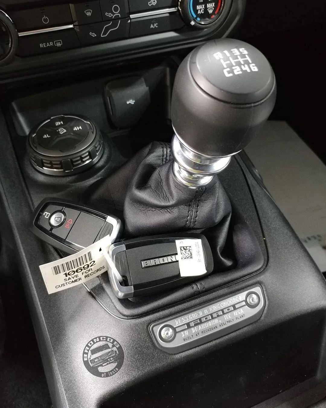 Ford Bronco Here's the Key Fob for 2021 Bronco 6th gen 2021 Ford Bronco Key Fo
