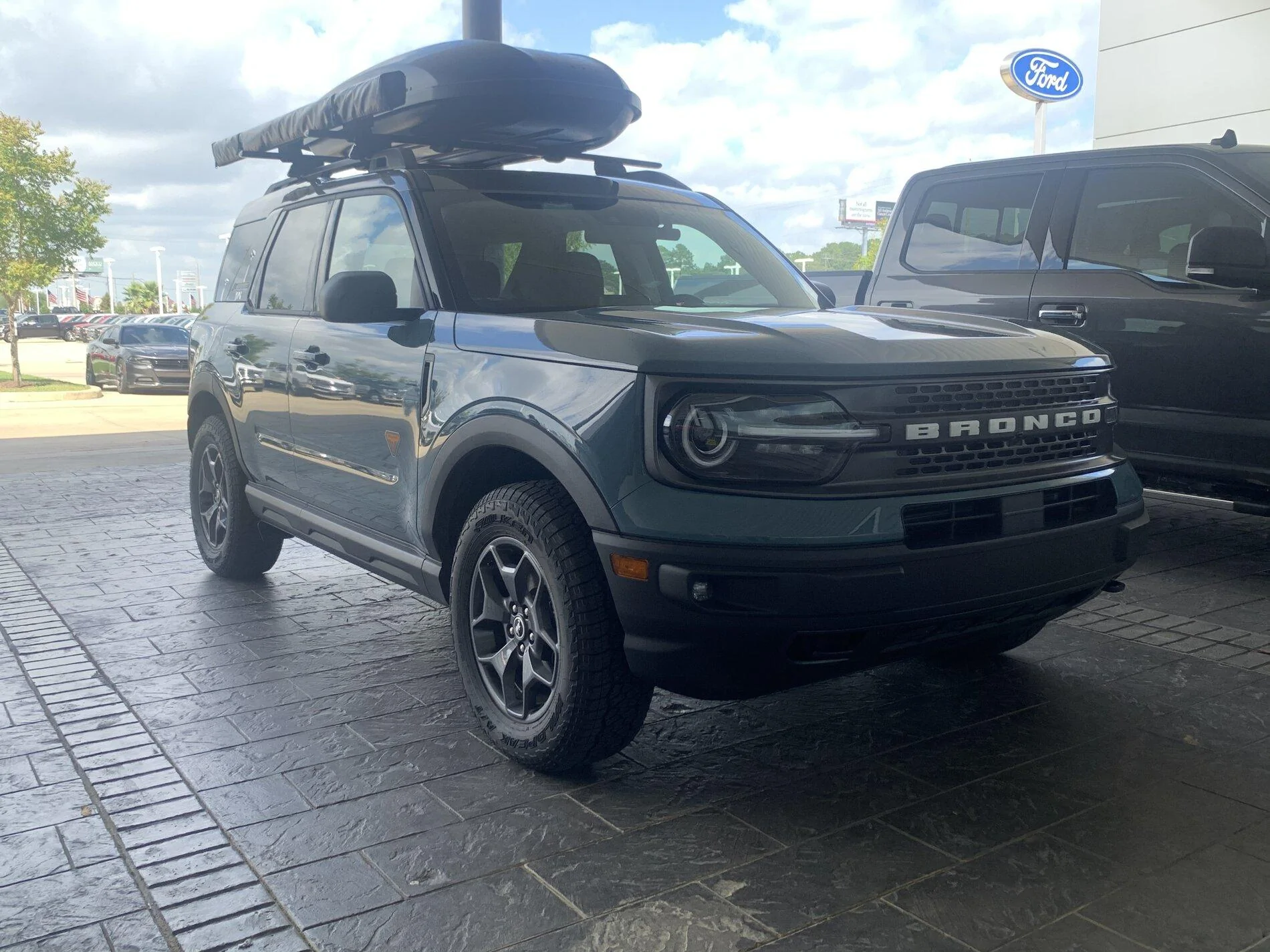 Ford Bronco Good look at Area 51 1A52C2C7-4DB3-4CBB-8AB9-9ADAC103D9F9