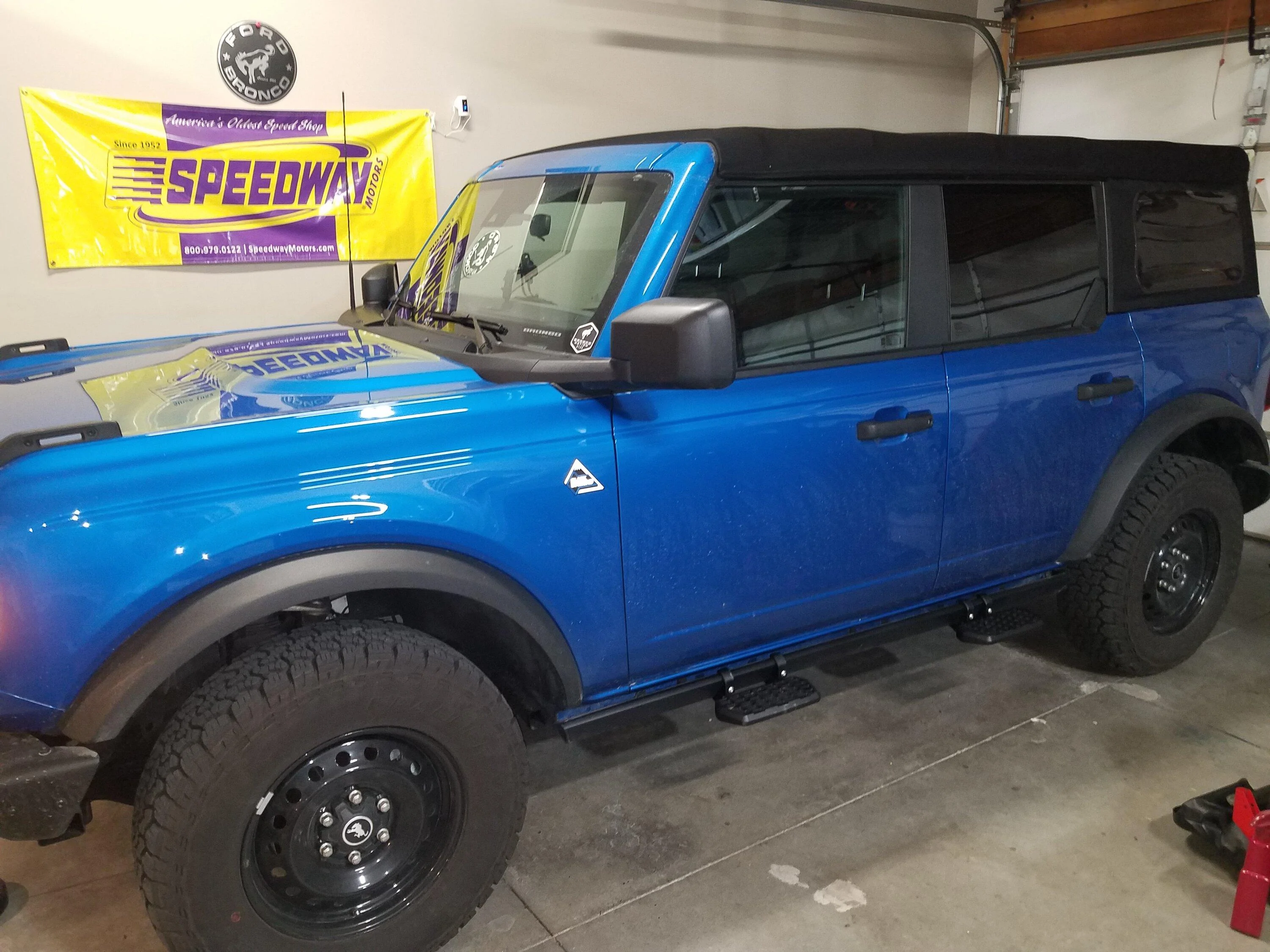 Ford Bronco Boring paint options? 20220325_213917
