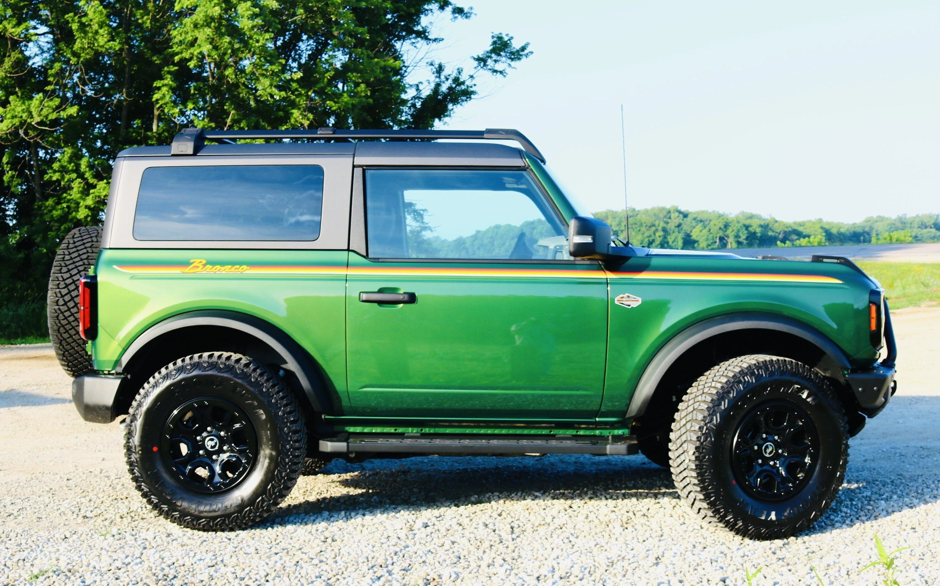 Ford Bronco Boring paint options? 849A755C-F057-491B-B44A-8284127D177E