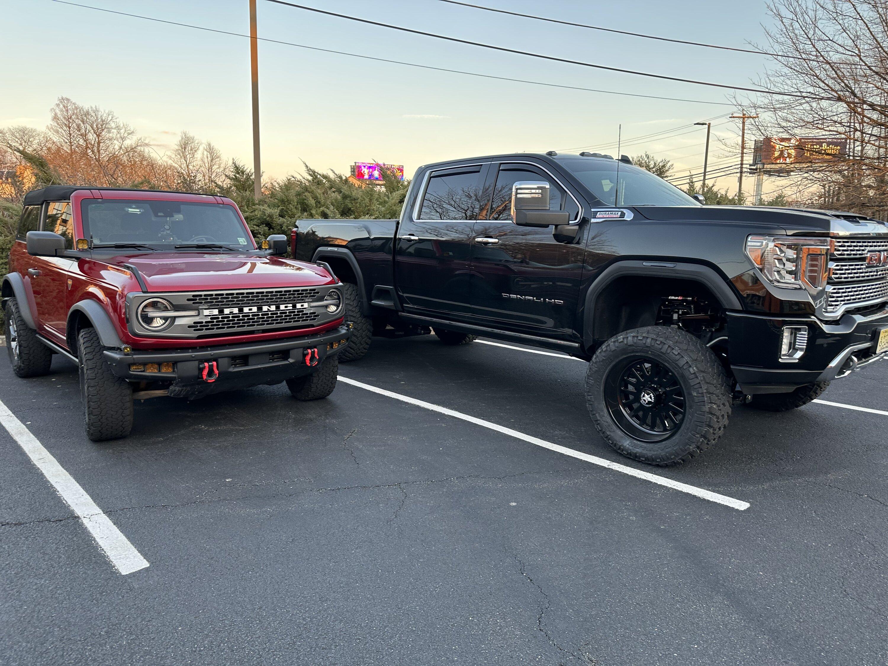 Ford Bronco Boring paint options? 57FA87A0-43FF-4FBE-BA9A-0E4AB949002D