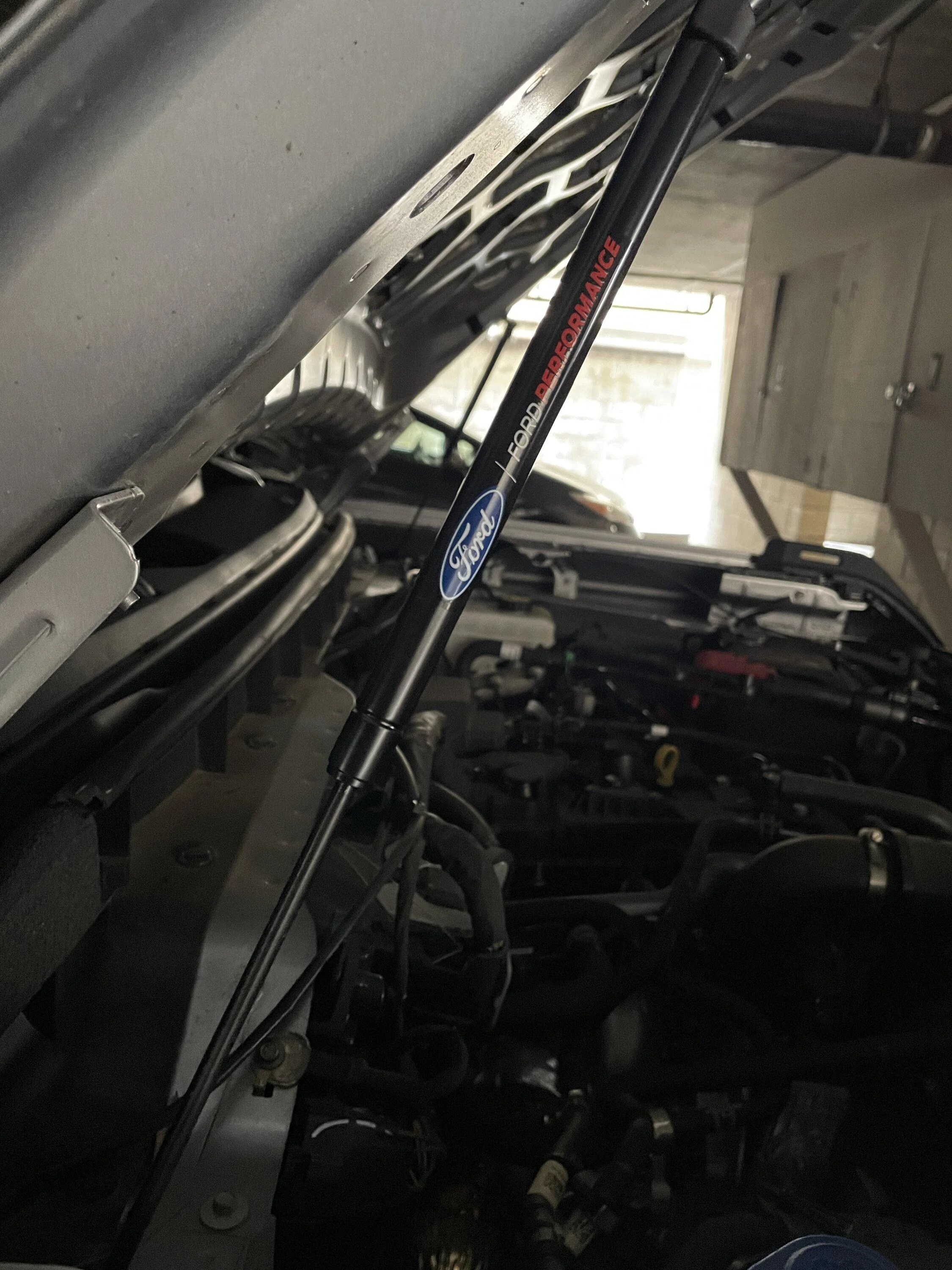Ford Bronco Ford performance hood struts install EF98C369-8B60-4E2E-B151-51621BE68A8F