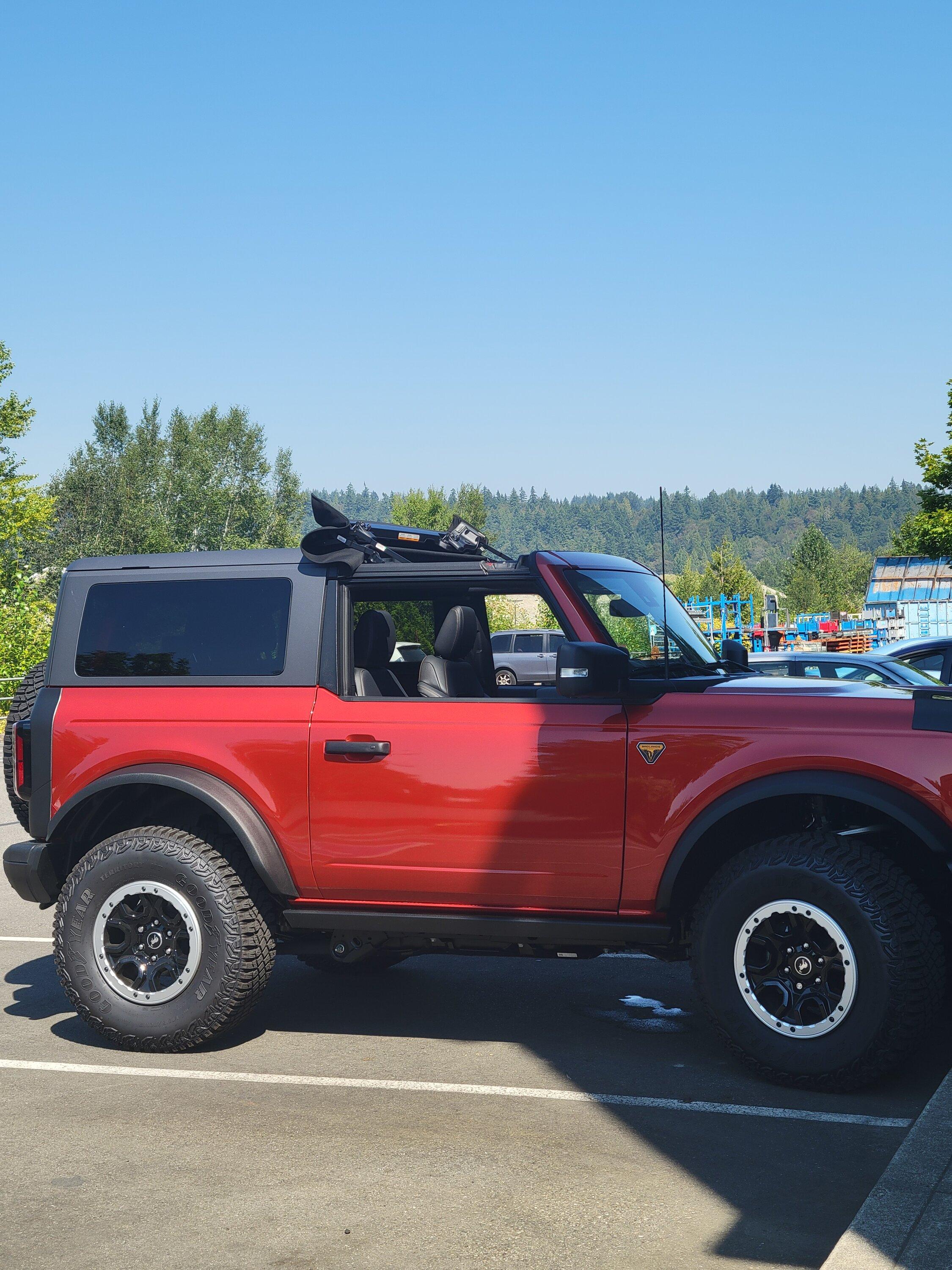 Ford Bronco HOT PEPPER RED Bronco Club 20220729_152420