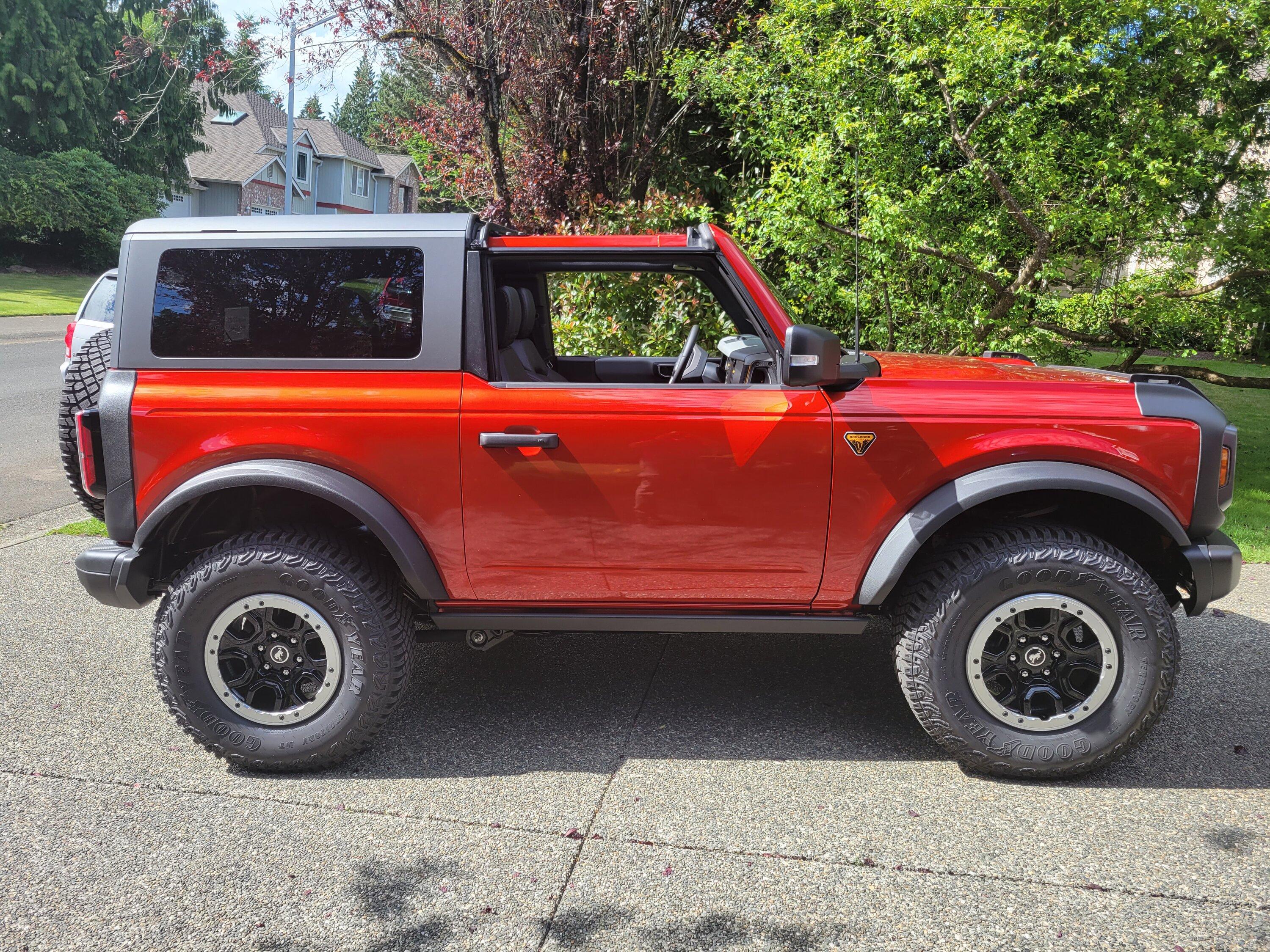 Ford Bronco HOT PEPPER RED Bronco Club 20220709_163444