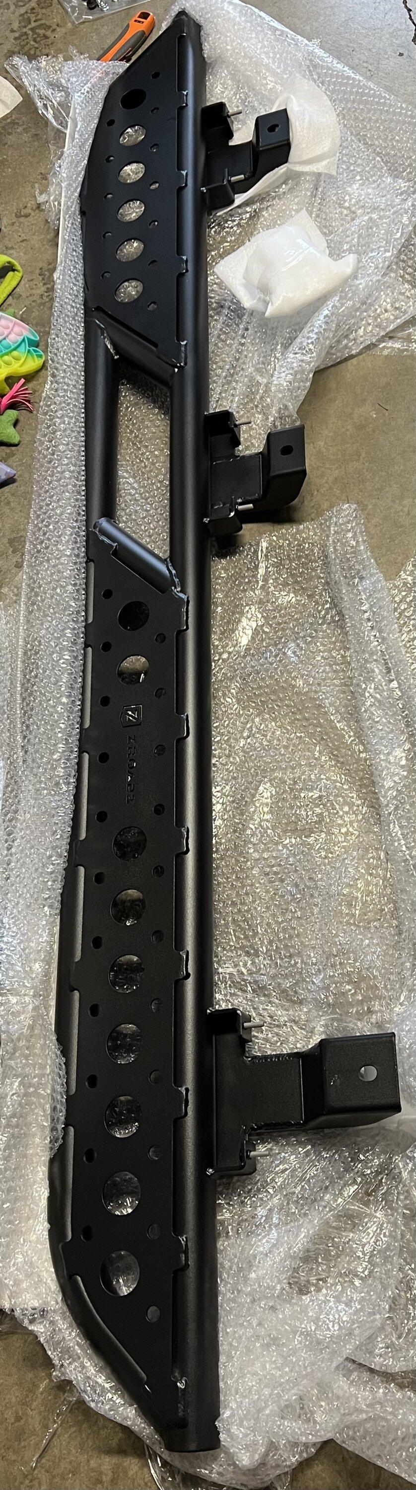 ZROADZ TRAILX R1 Series Rock Slider Side Step installed on Black