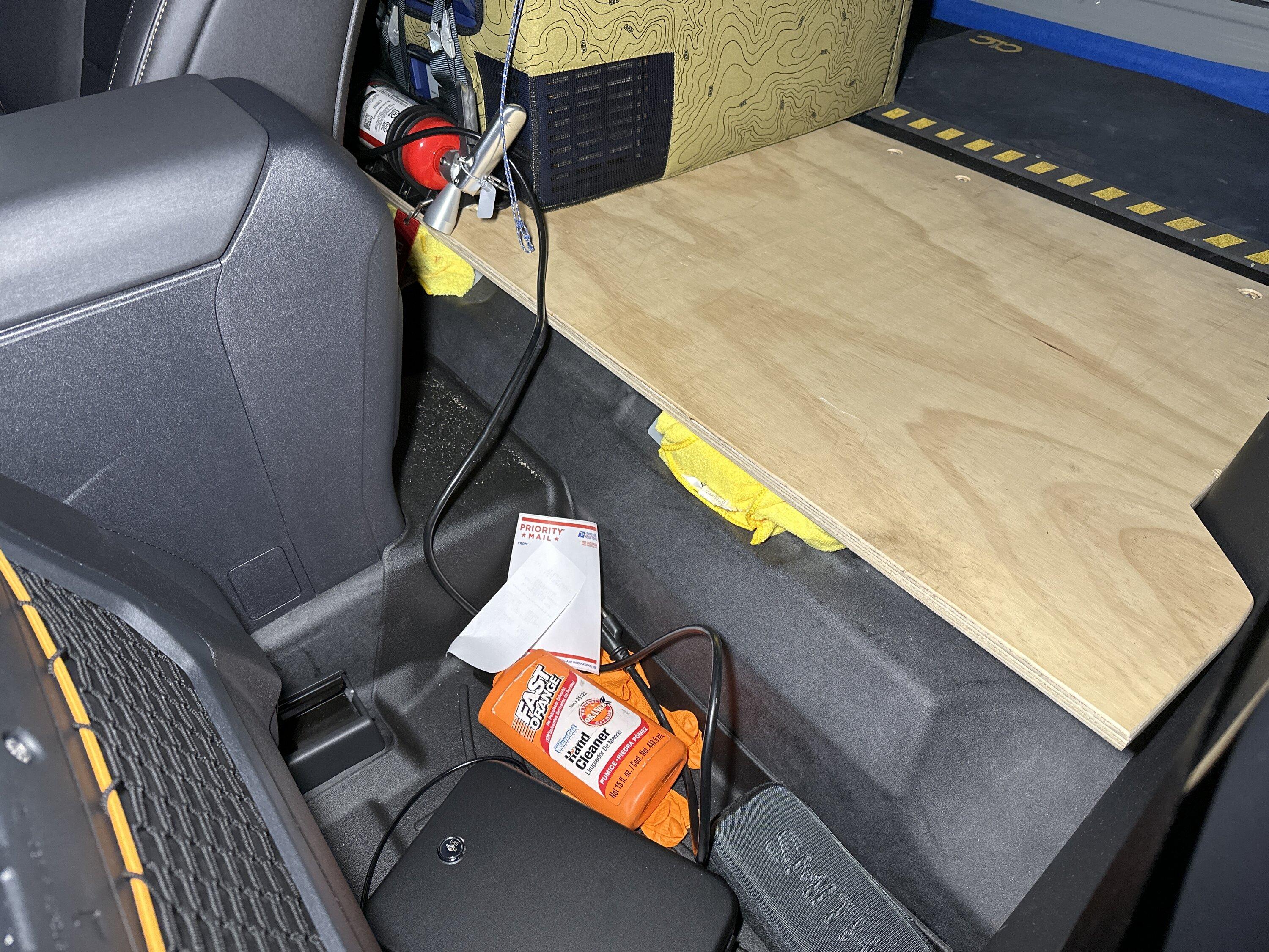 2 Door Bronco rear seat delete, and carpeted platform w/ pics ...
