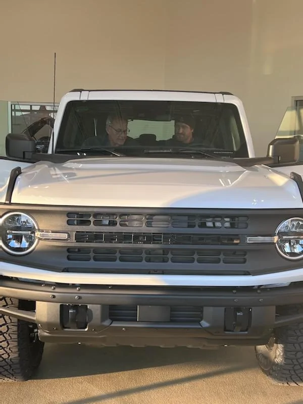 Ford Bronco Boring paint options? 9ECF2D9C-95BC-49D2-986B-4C45A828C4F1