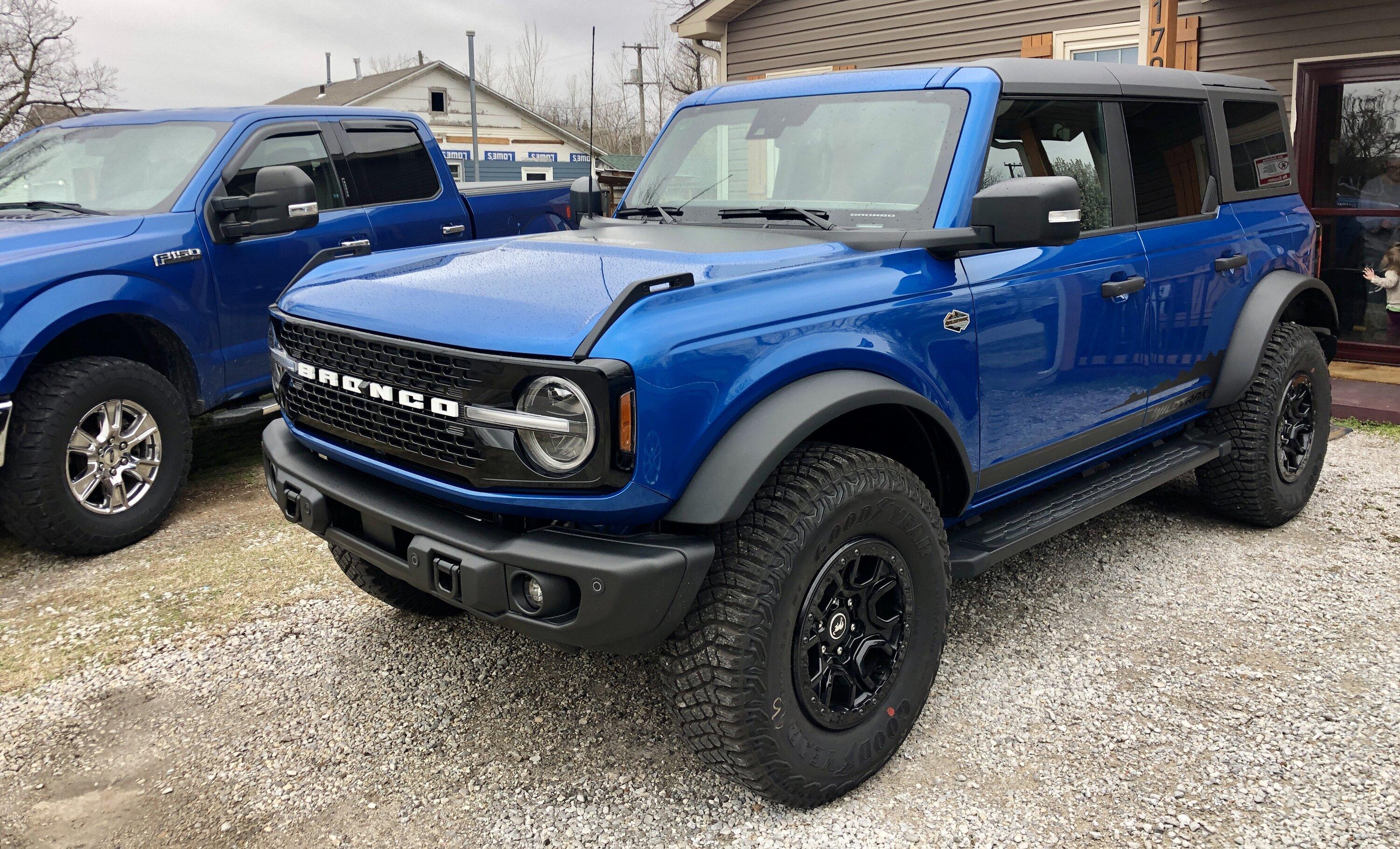 Ford Bronco Boring paint options? 6FA33E39-D490-4971-9661-4151B316C2CF