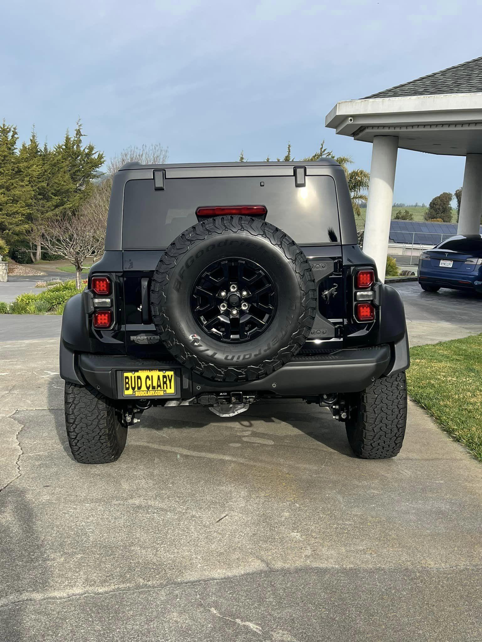 Ford Bronco SHADOW BLACK Bronco RAPTOR Photos Thread 336794440_757448085699013_5140741183057854574_n