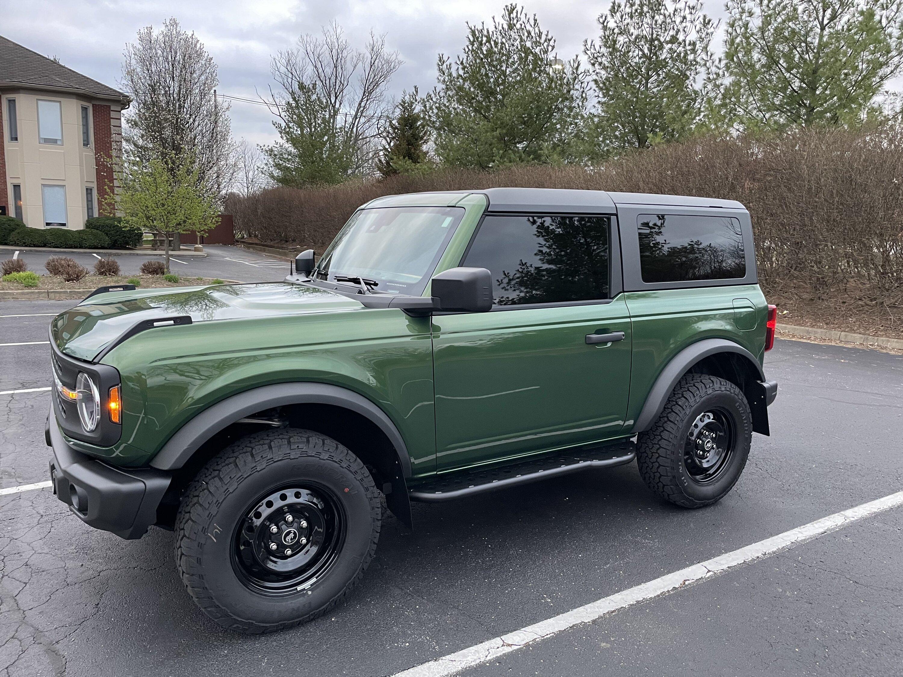 Ford Bronco 2022 Black Diamond 2-Door 7MT IMG_6136