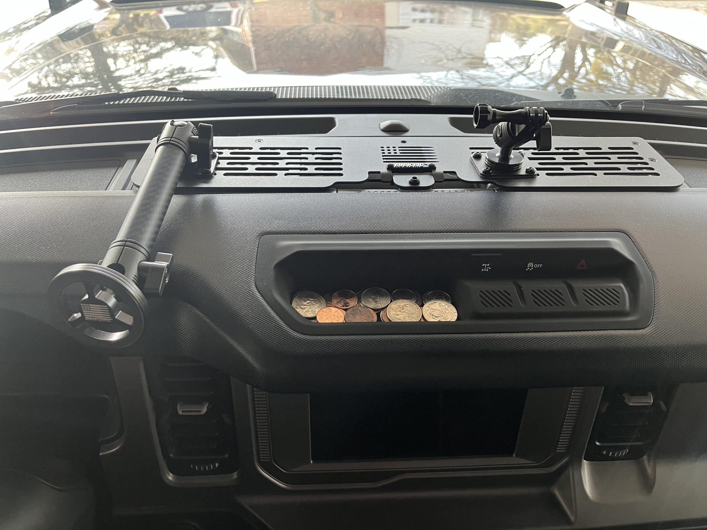 Ford Bronco Bulletpoint RubiGrid Dash Mount installed D8B2C694-4733-4870-9B12-74F9FBAD25C0