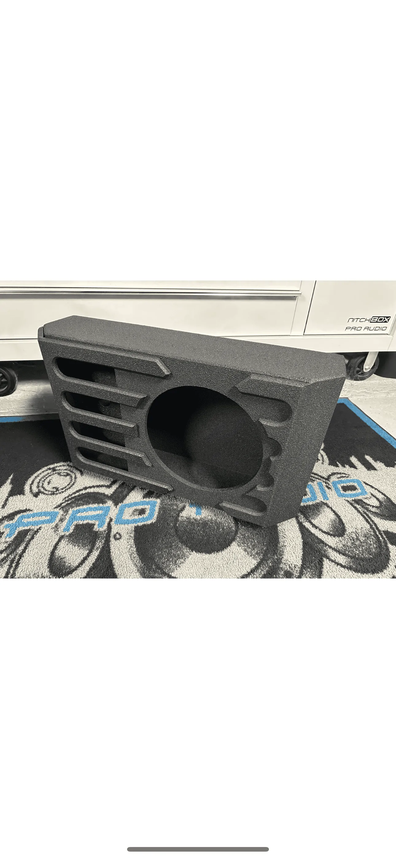 Ford Bronco Looking for the Stinger tailgate mount subwoofer 68A2883C-06EF-48AE-9B57-0C0CACF37753
