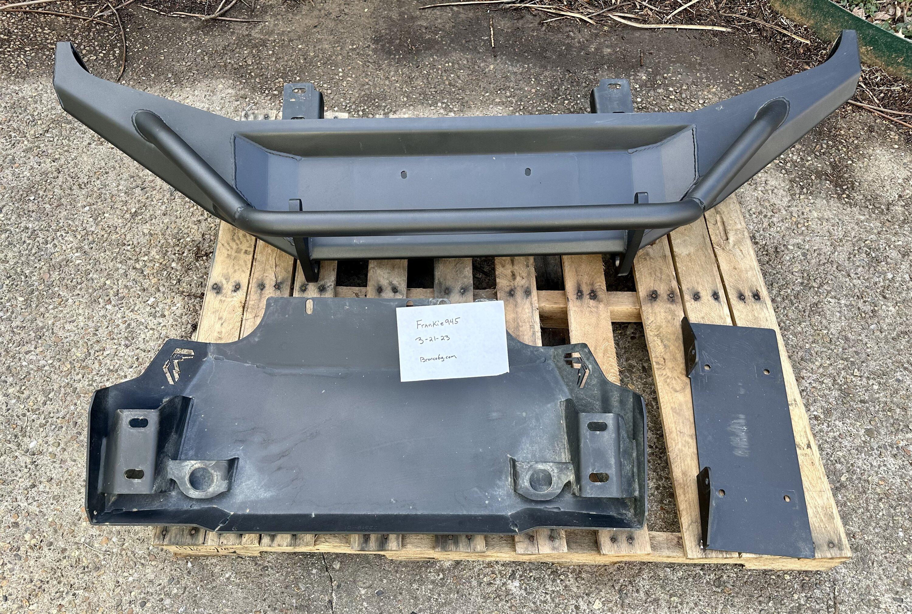 Ford Bronco Fab Fours Stubby with Skid 274BD222-D18F-440F-B69D-8DCB22400259