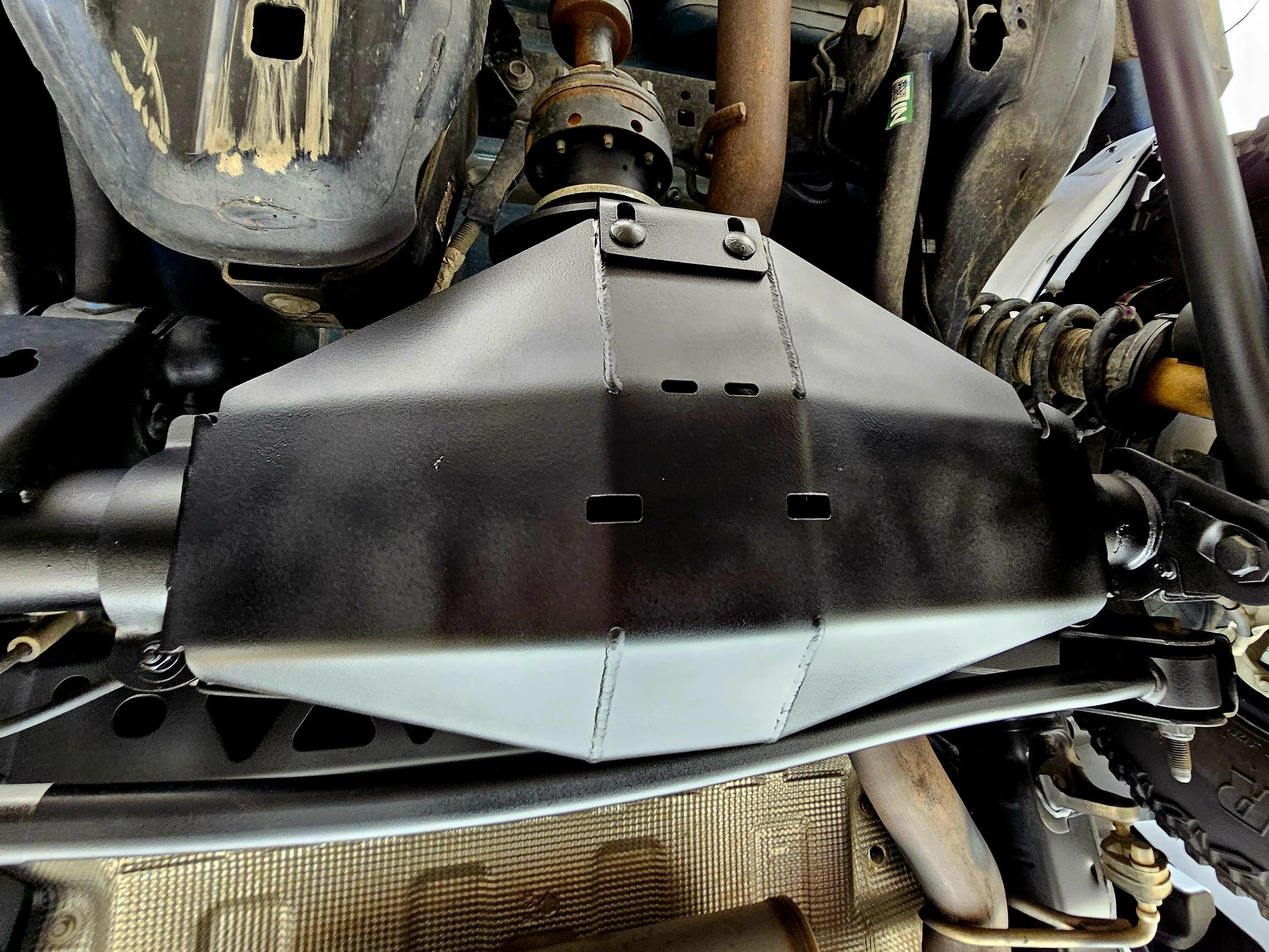 Ford Bronco RCI Differential Armor Installed 20230319_125214