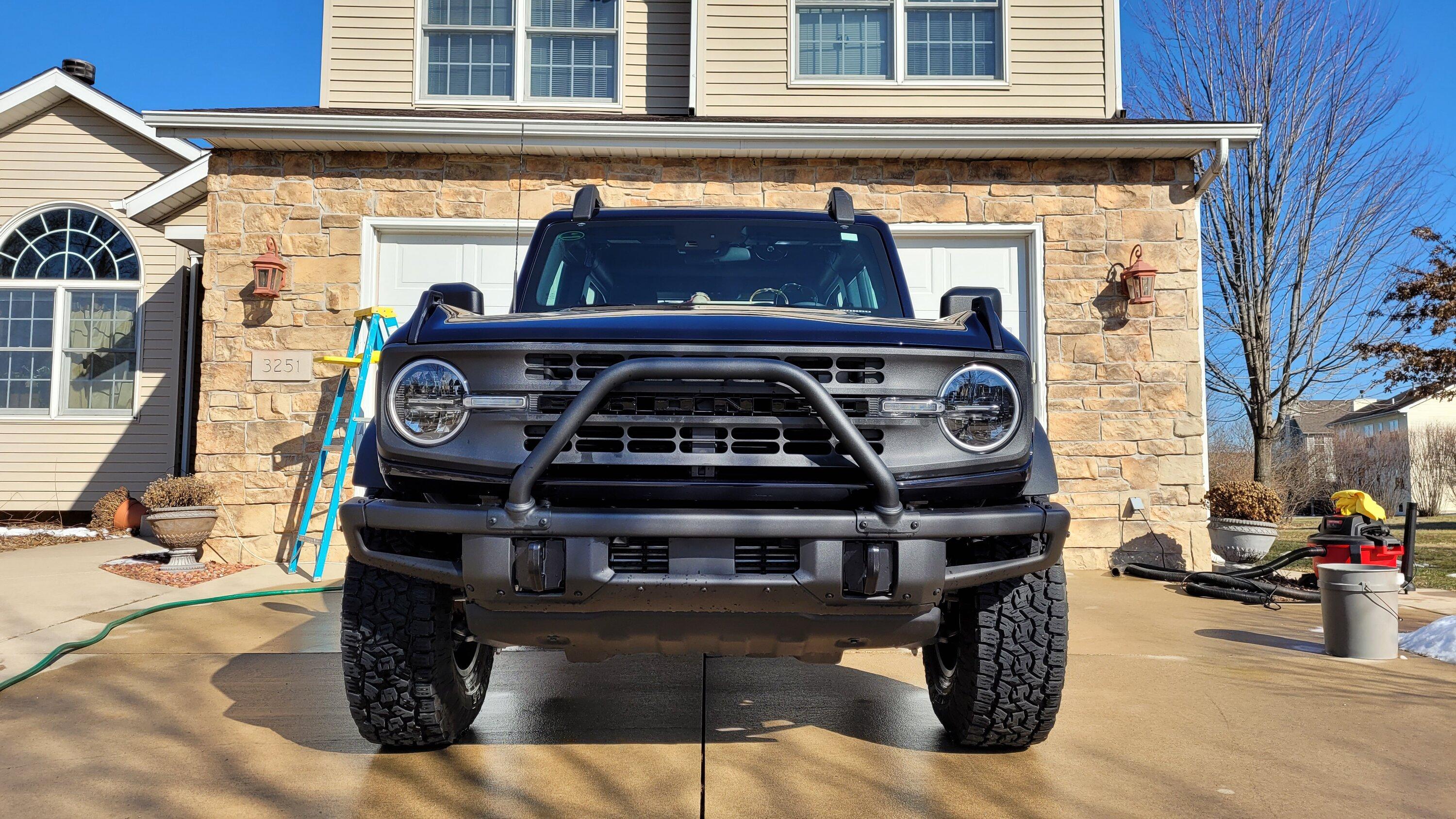 Ford Bronco Jazer's Blu Pony 20220227_142250
