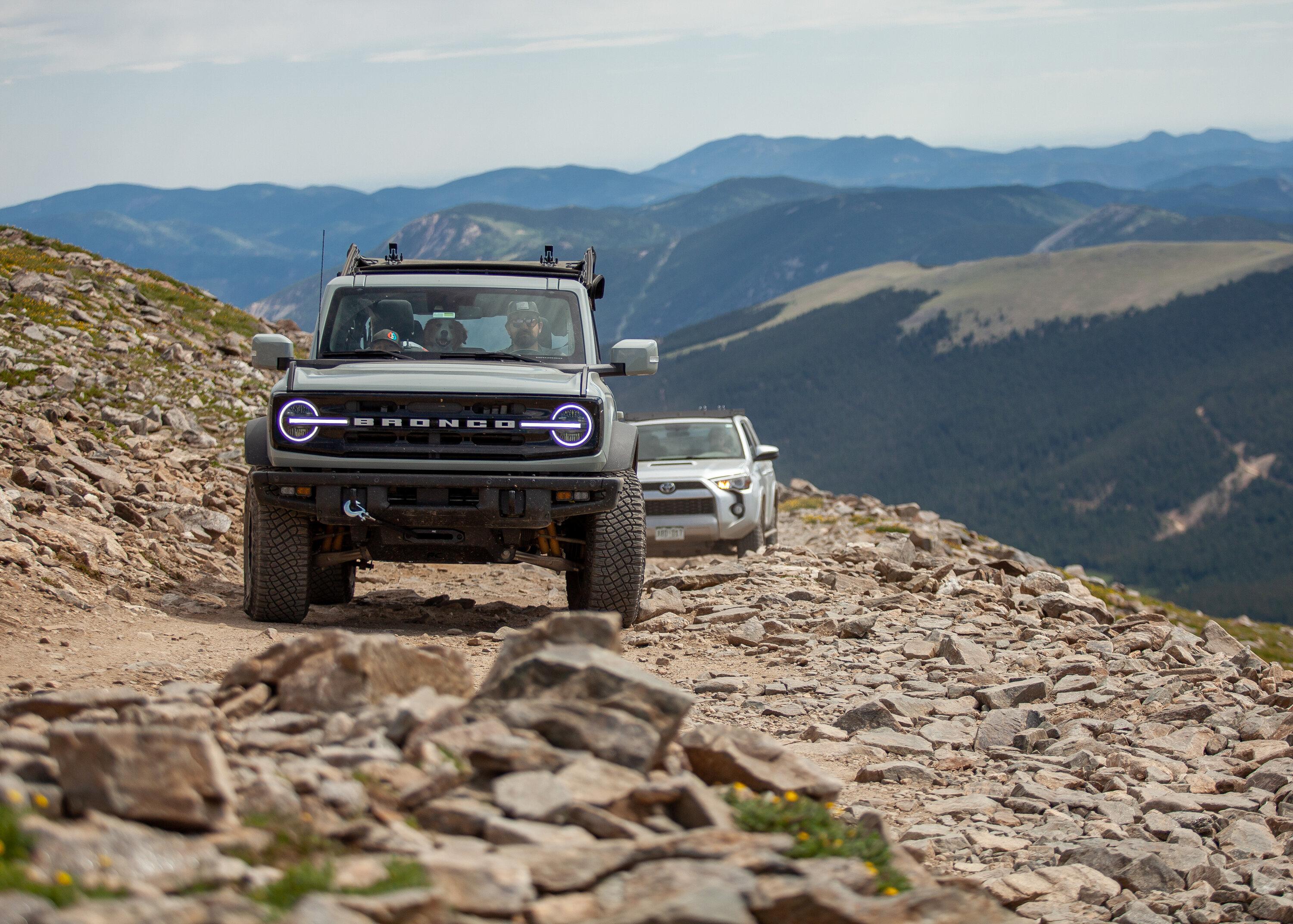 Ford Bronco CACTUS GRAY Bronco Club Image (2)