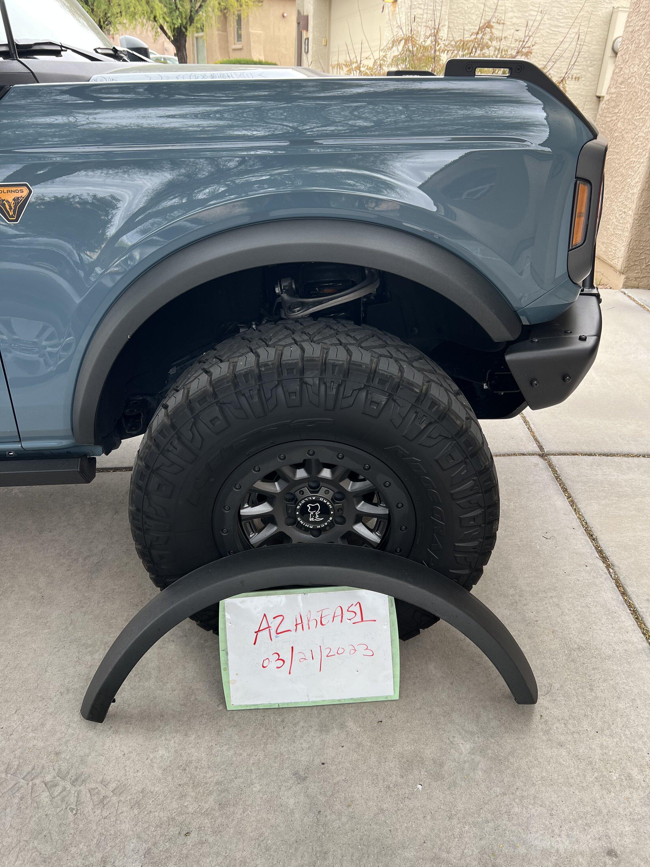 Ford Bronco Bronco Fender Flares A86B5A28-2E1E-4085-9244-2A435683C564