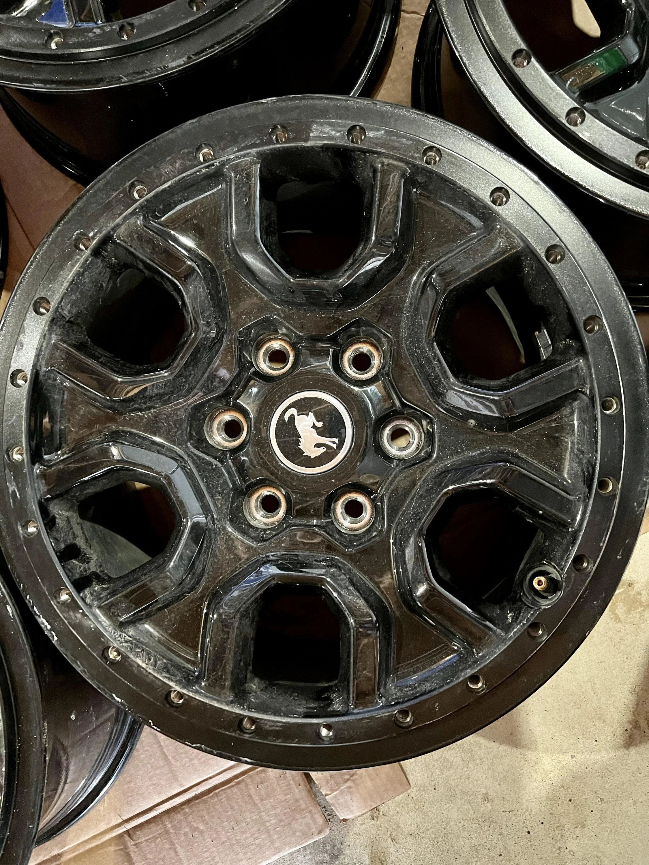Ford Bronco Five WildTrak Wheels 27DB2C71-C1CC-46DD-9ADE-2F4401B752D0