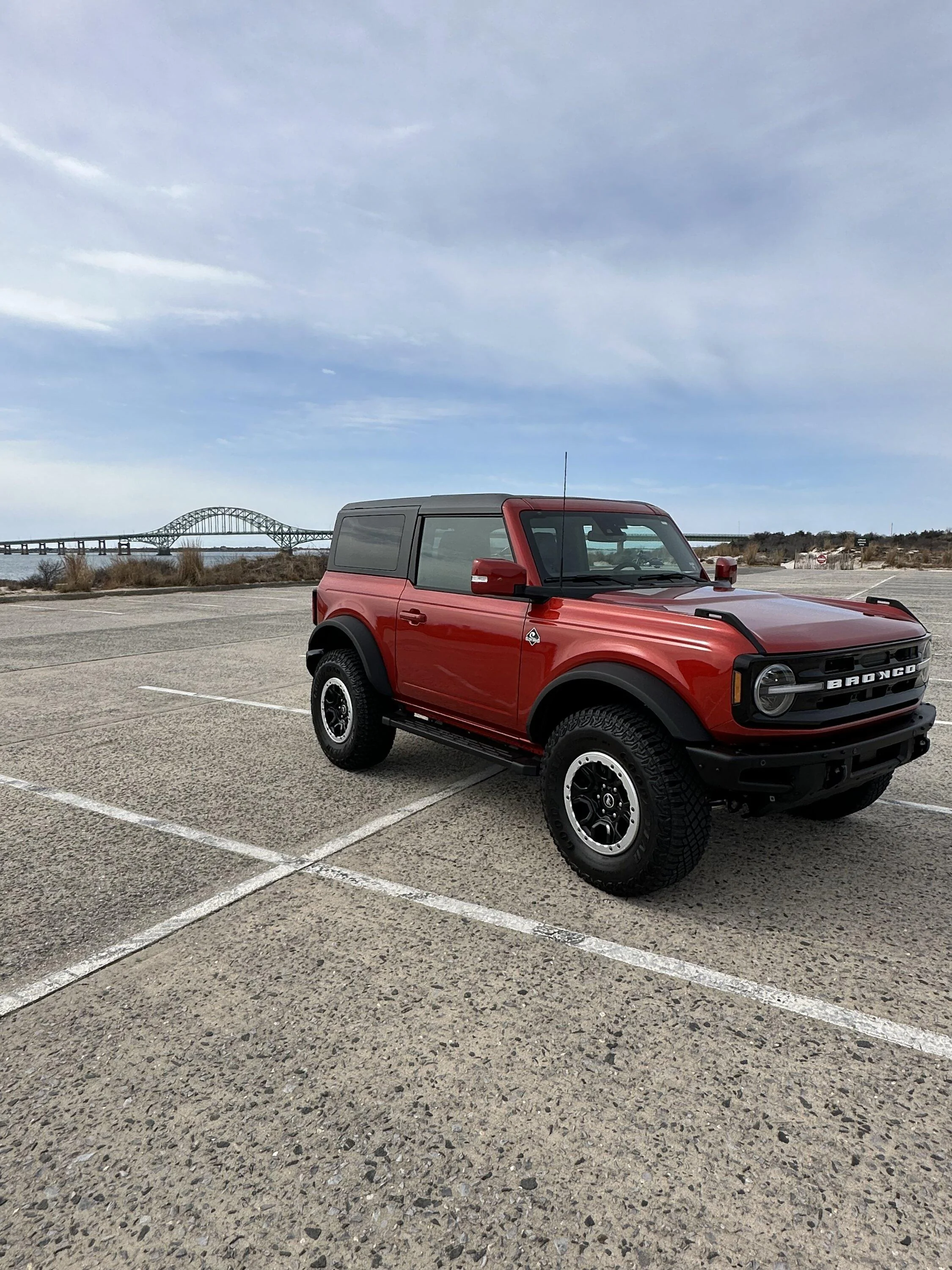 Ford Bronco Greetings From NY C9F18AFA-9A25-4D55-B39E-E73DE8EE2AE4