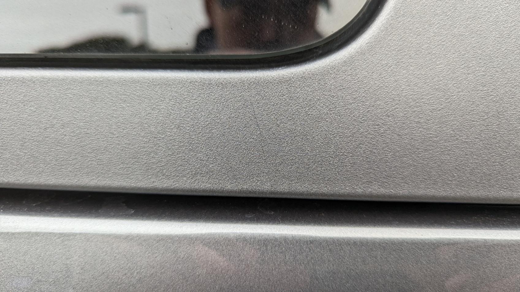 Ford Bronco Ford Says These MIC Hardtop Cracks Are Considered Normal PXL_20230221_160445538