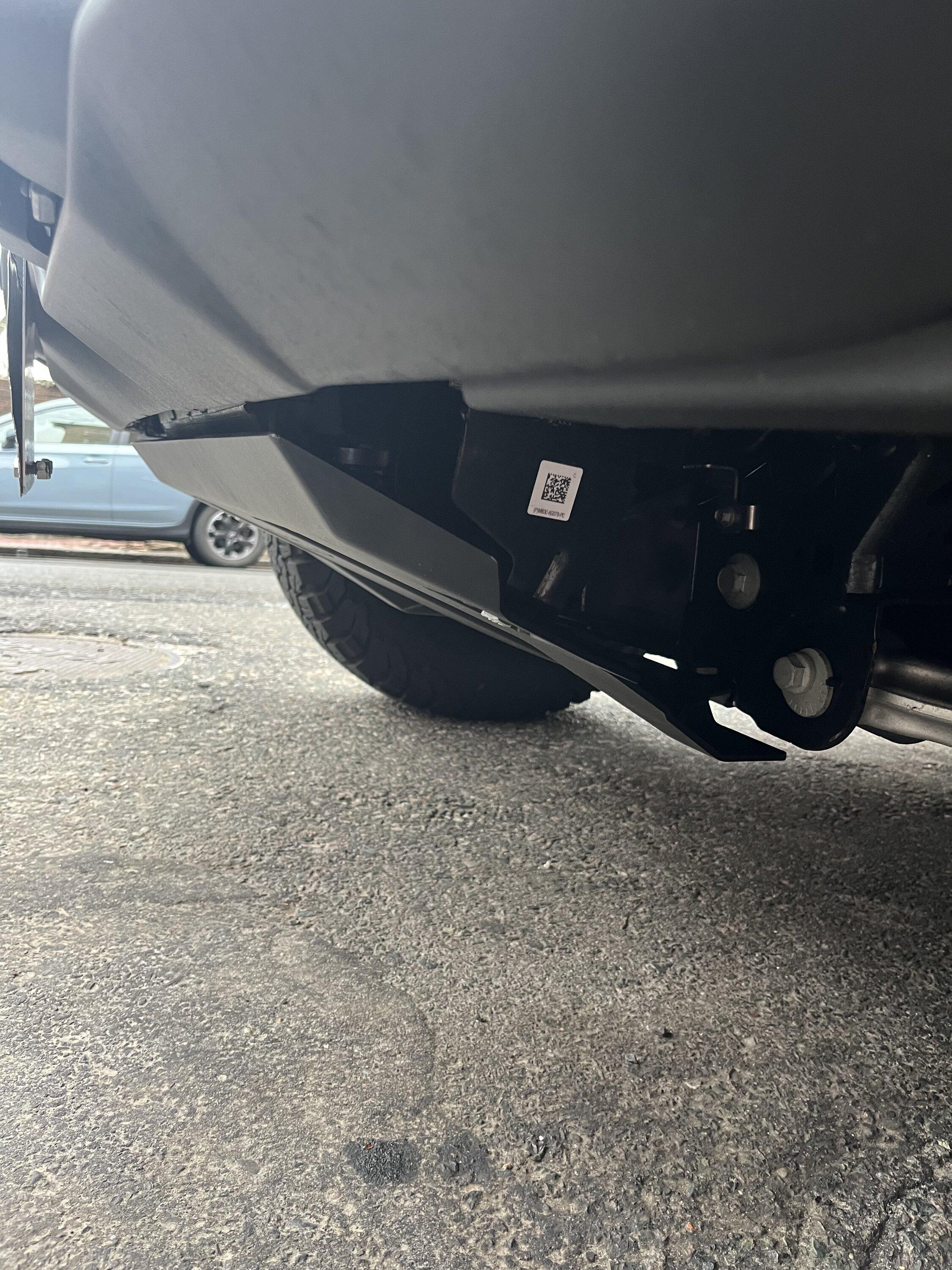 Ford Bronco 4wp bumper and skid plate IMG_3627