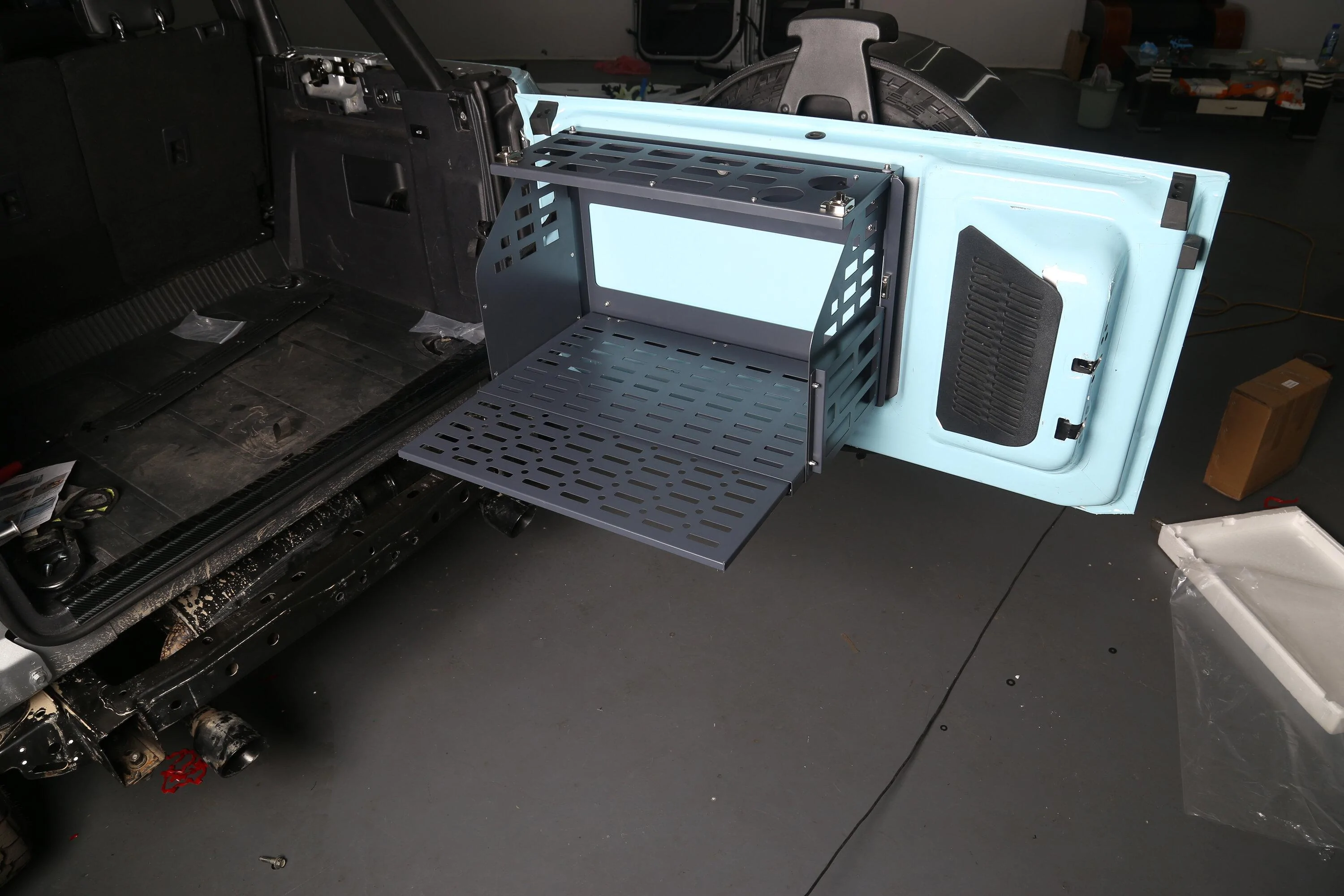 Ford Bronco Mabett Launches V3 Tailgate Table pull-out double-platform! 1