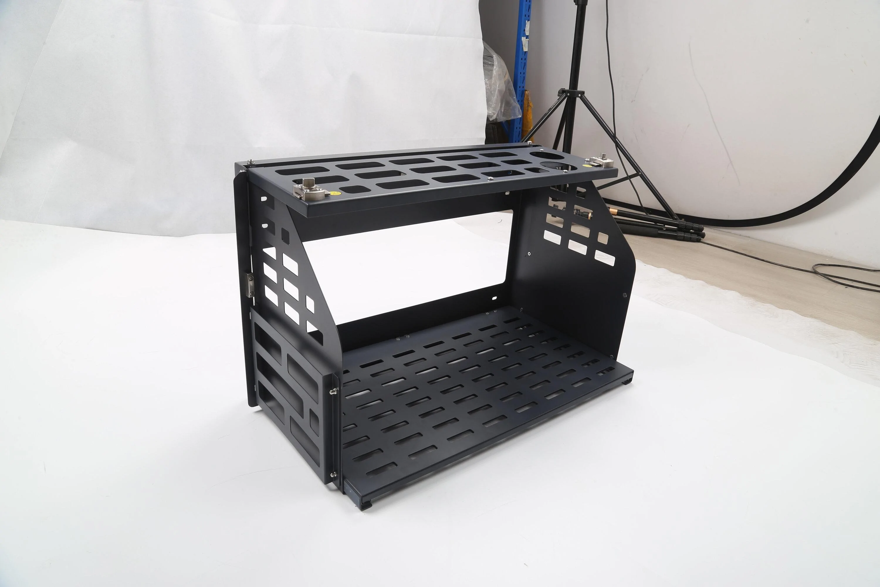 Ford Bronco Mabett Launches V3 Tailgate Table pull-out double-platform! IMG_6398