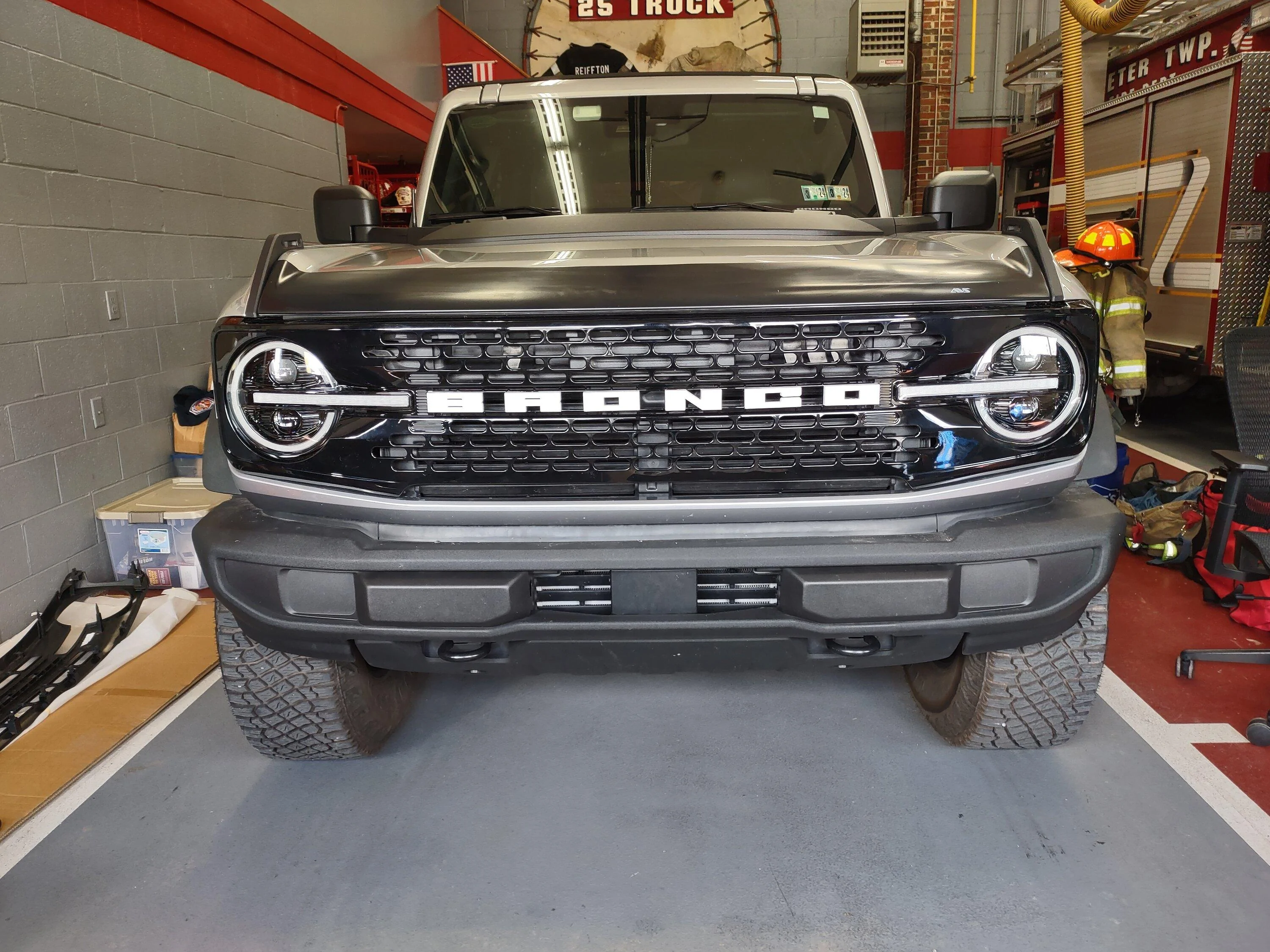 Ford Bronco ICONIC SILVER Bronco Club IMG_20230319_133946165