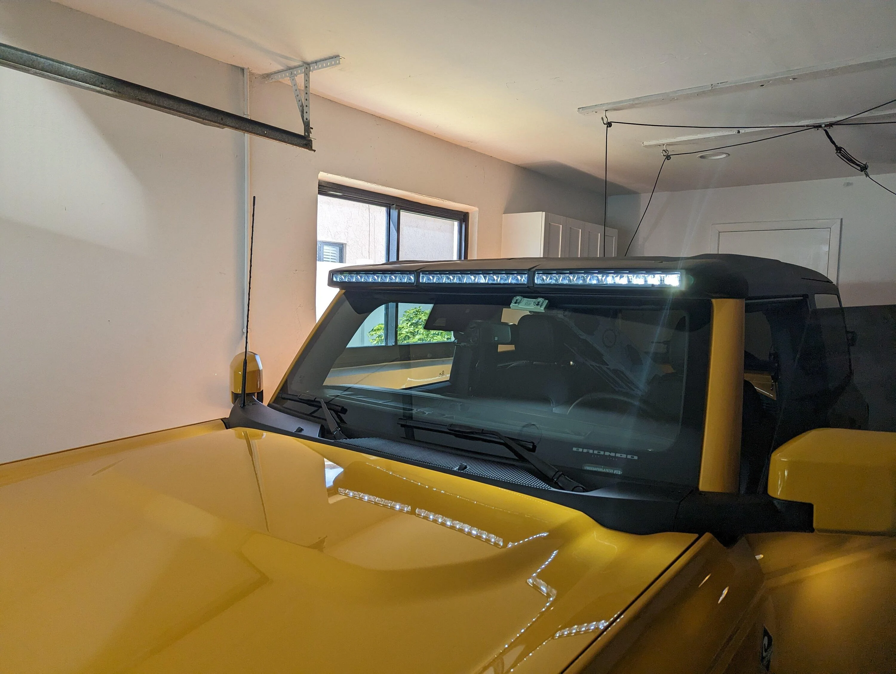 Ford Bronco New Oracle lightbar installed PXL_20230323_192203697
